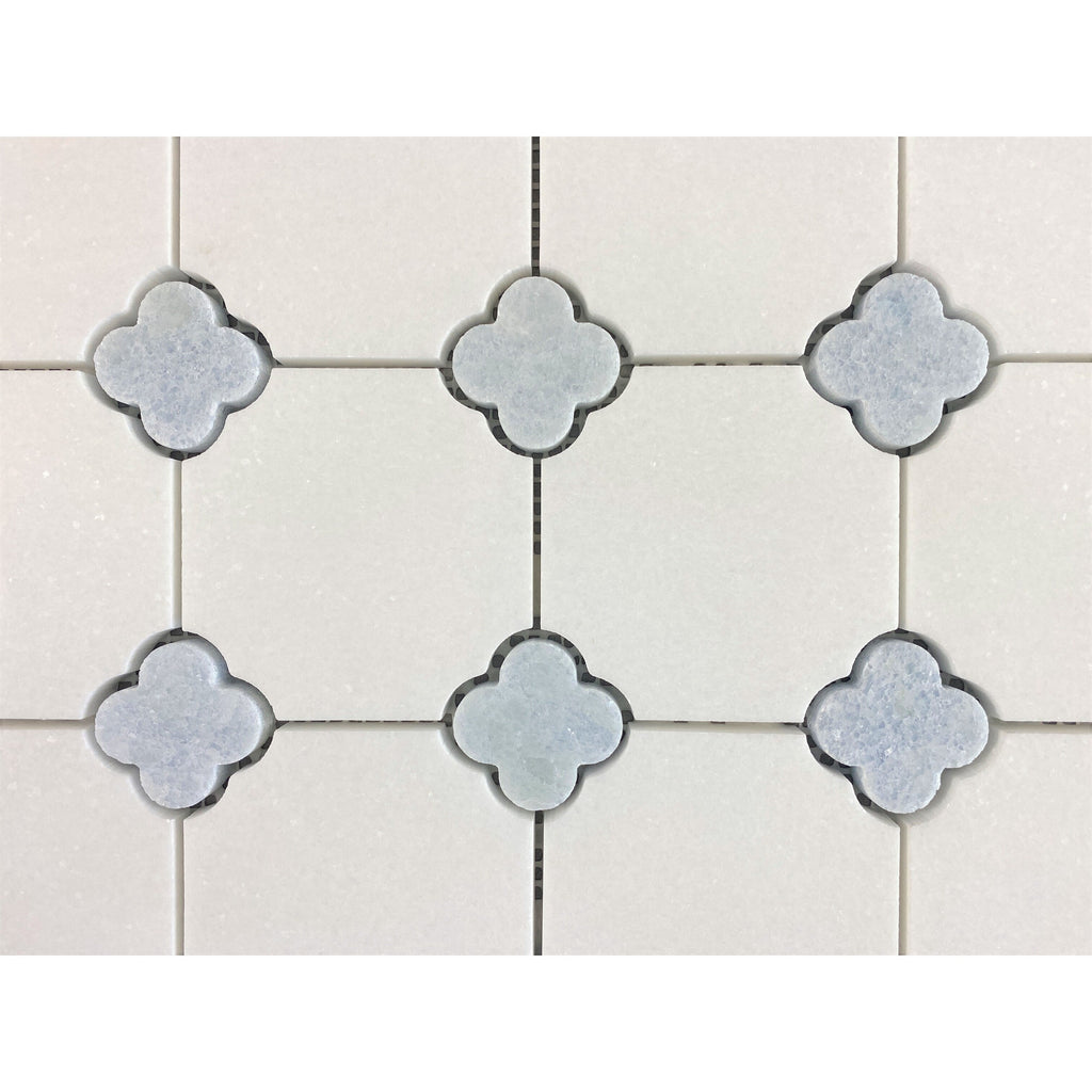 Carreaux de mosaïque en marbre Thassos blanc avec motif de fleurs bleues célestes - Coffret (10 feuilles)
