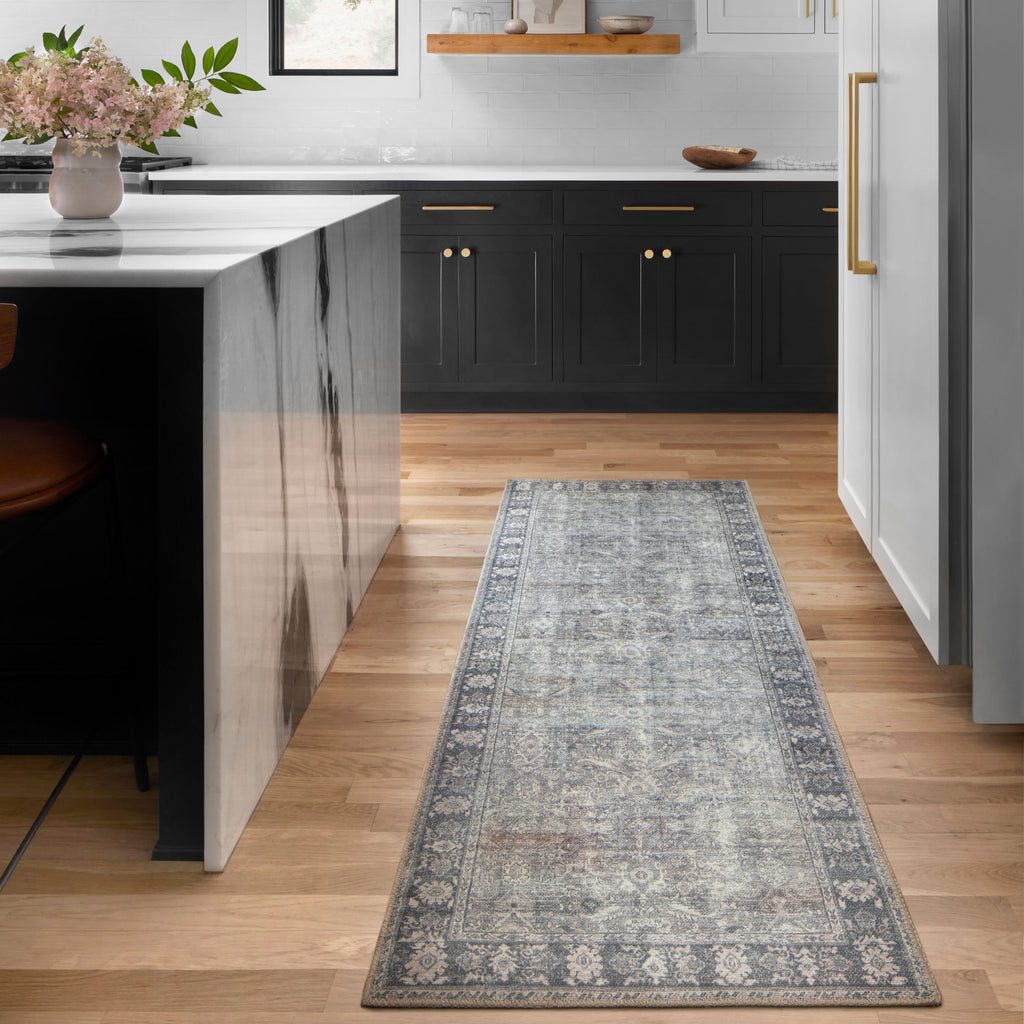 Tapis oriental gris vieilli Sophia d'Alexander Home