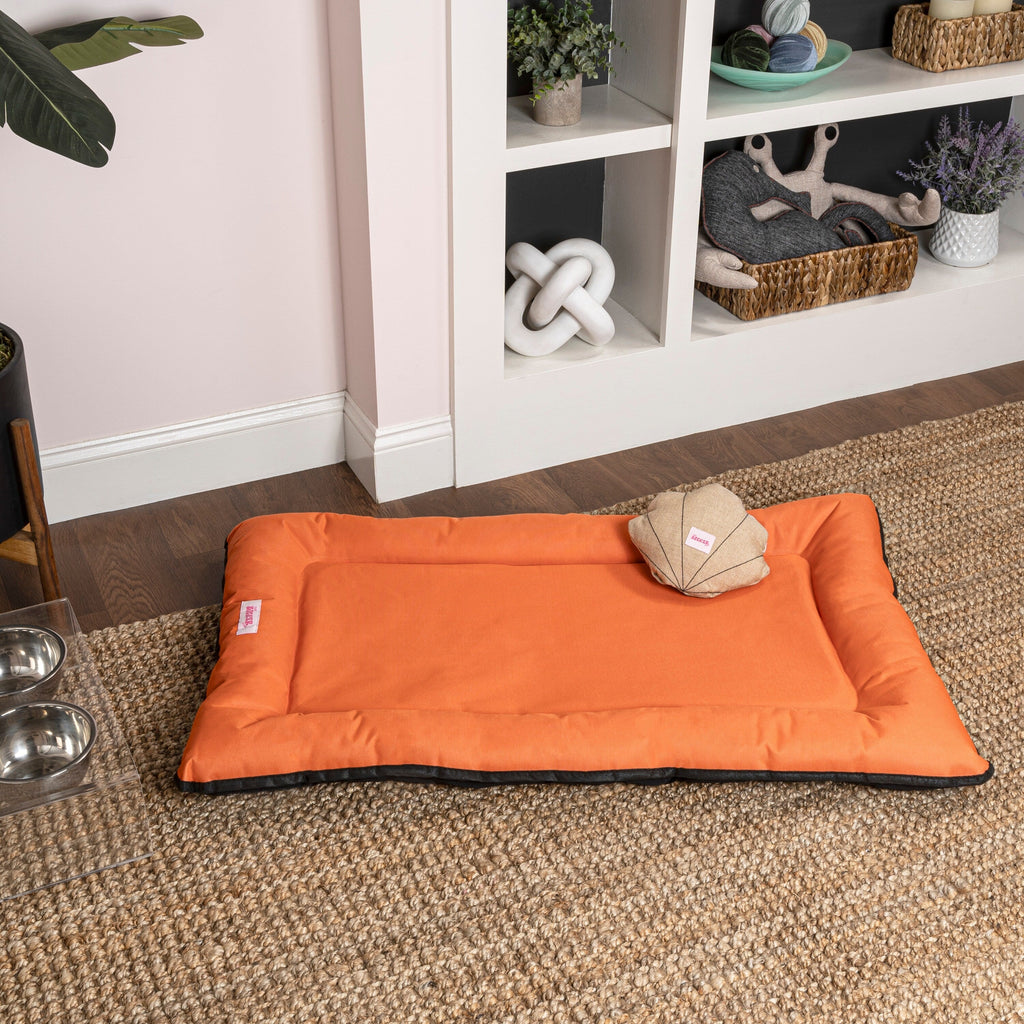 Lit pour animaux de compagnie Archie Traditional Oxford imperméable en mousse à mémoire de forme lavable à la main pour l'intérieur et l'extérieur