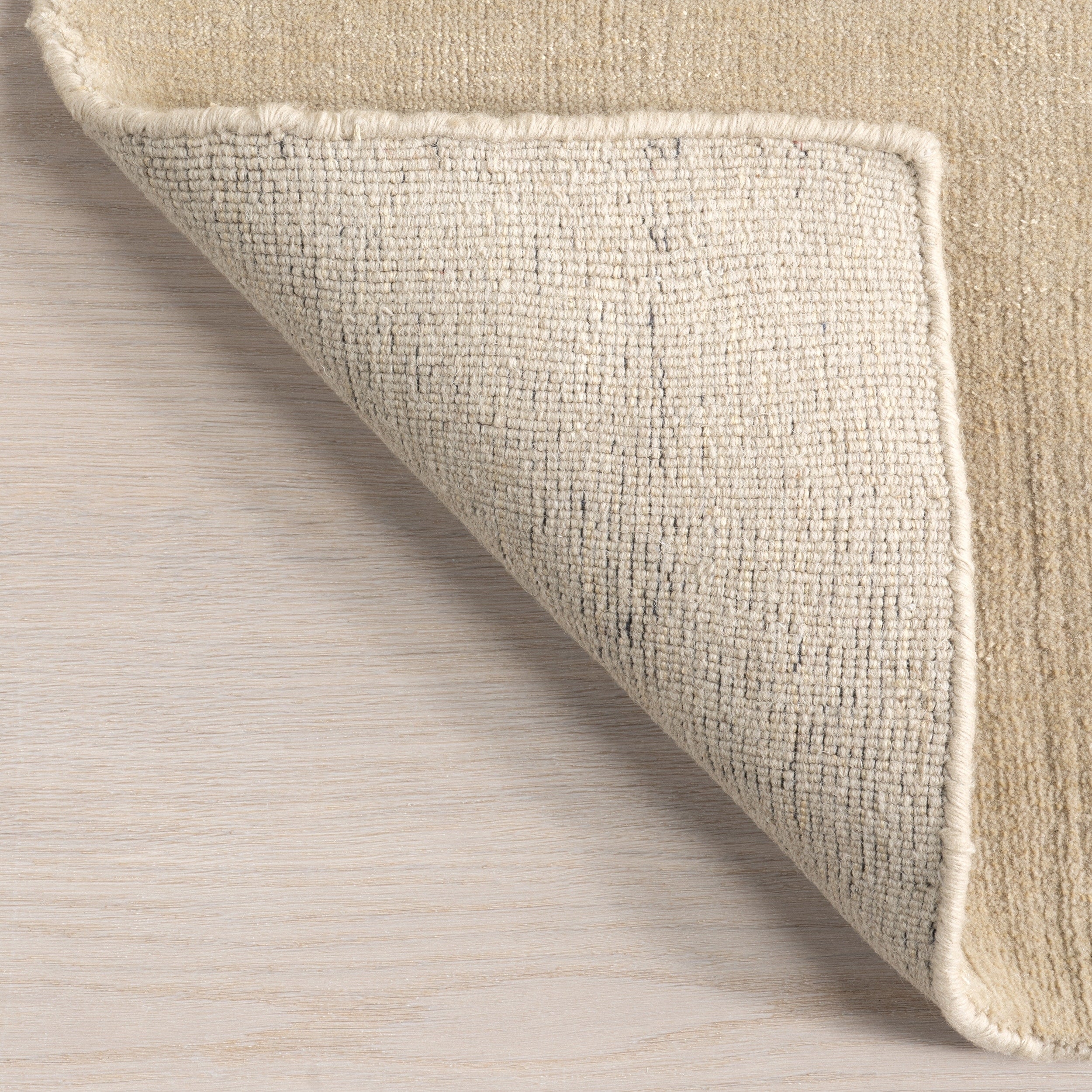 Tapis Nuloom Arrel moucheté en laine mélangée