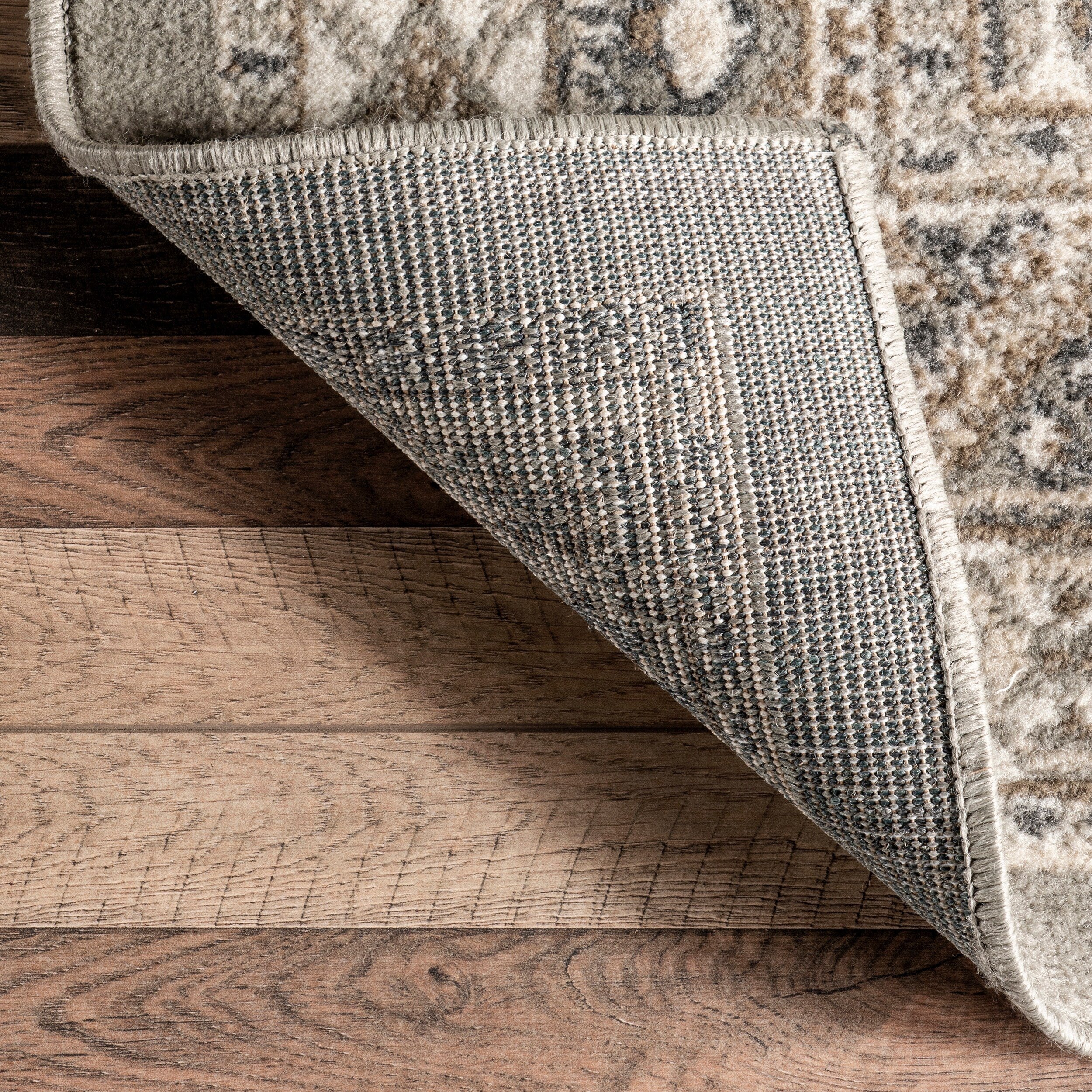 Tapis de sol carrelé traditionnel Nuloom Becca