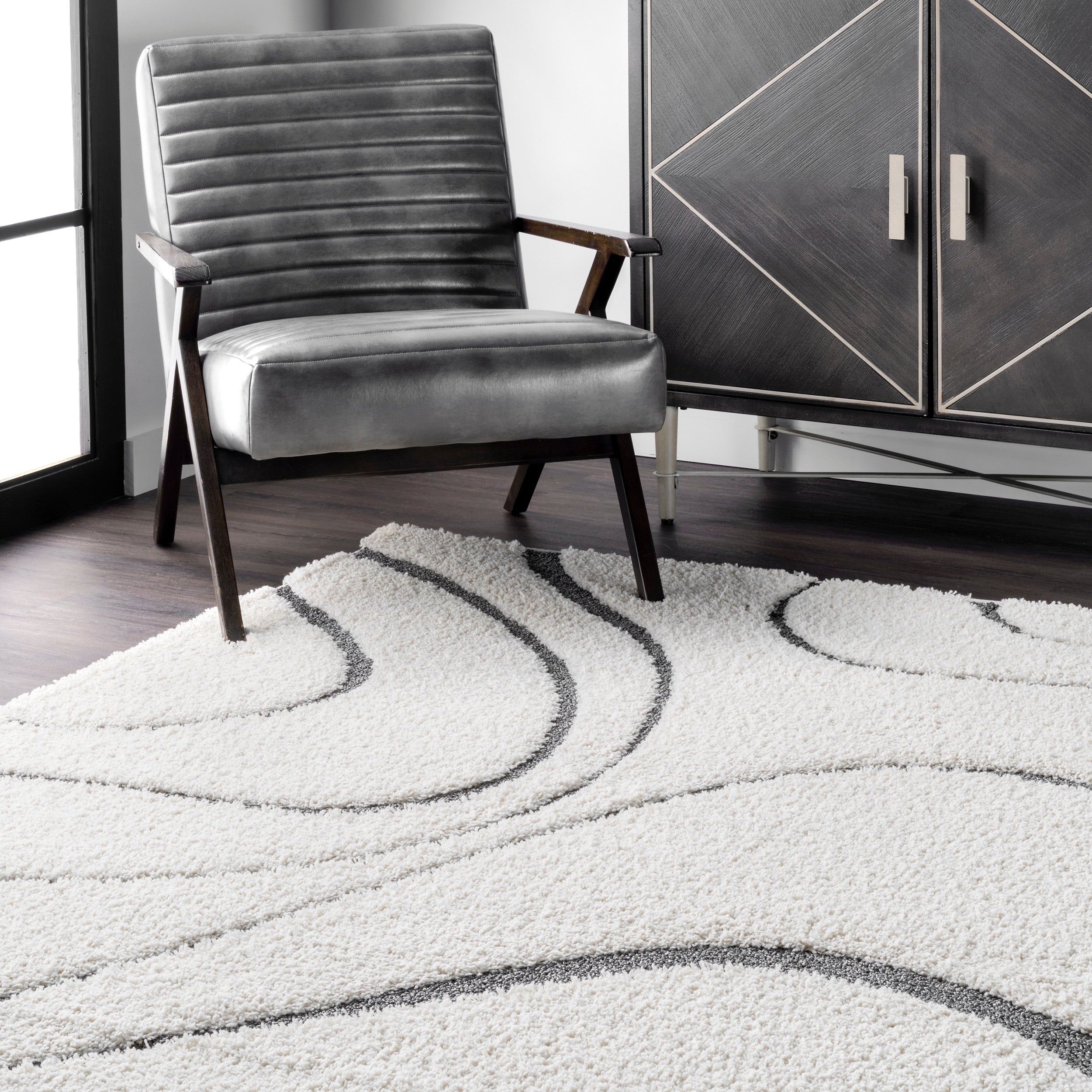 Tapis à poils longs Nuloom Krista contemporain à motifs tourbillonnants