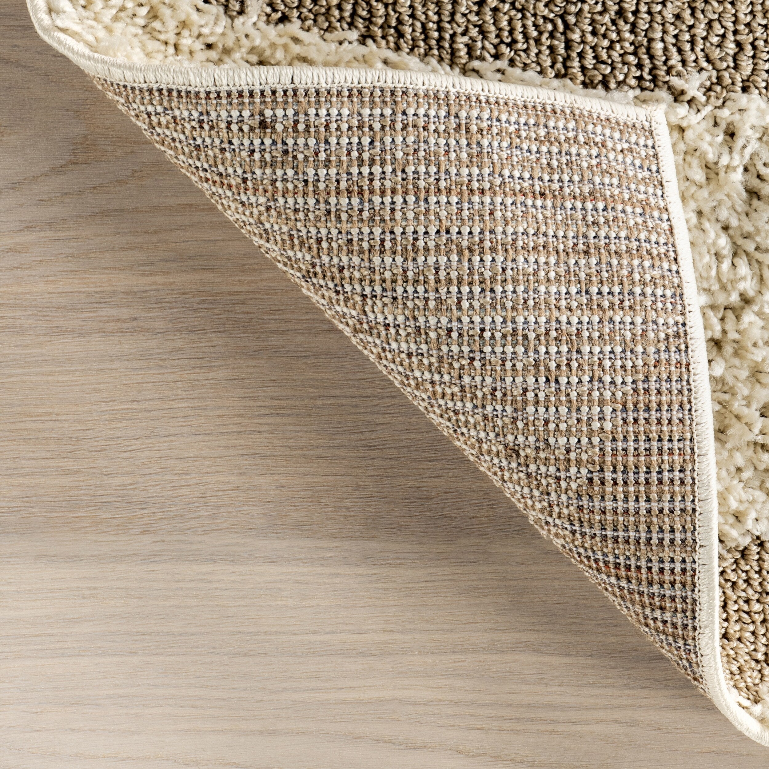 Tapis à poils longs Nuloom Krista contemporain à motifs tourbillonnants