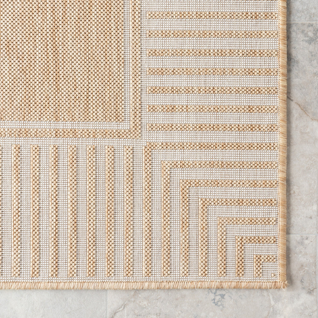 Nuloom Leah Classic Bordered Indoor/Outdoor Area Rug