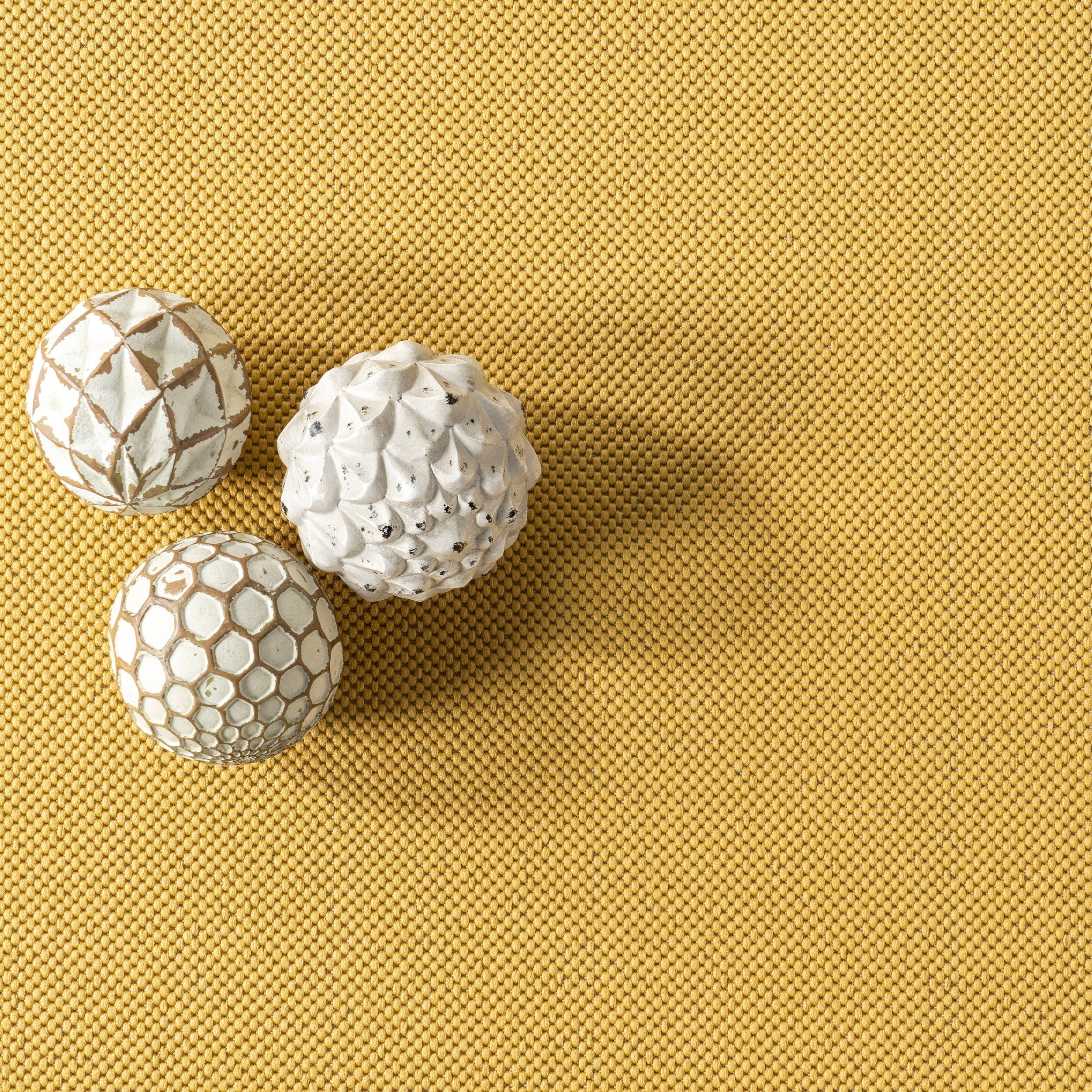 Nuloom Leah Classic Bordered Indoor/Outdoor Area Rug