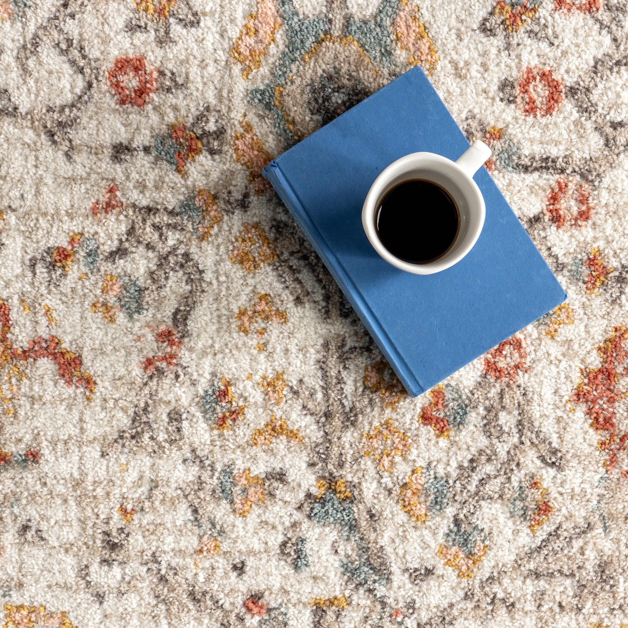 Tapis Nuloom Lenore à motif floral vintage