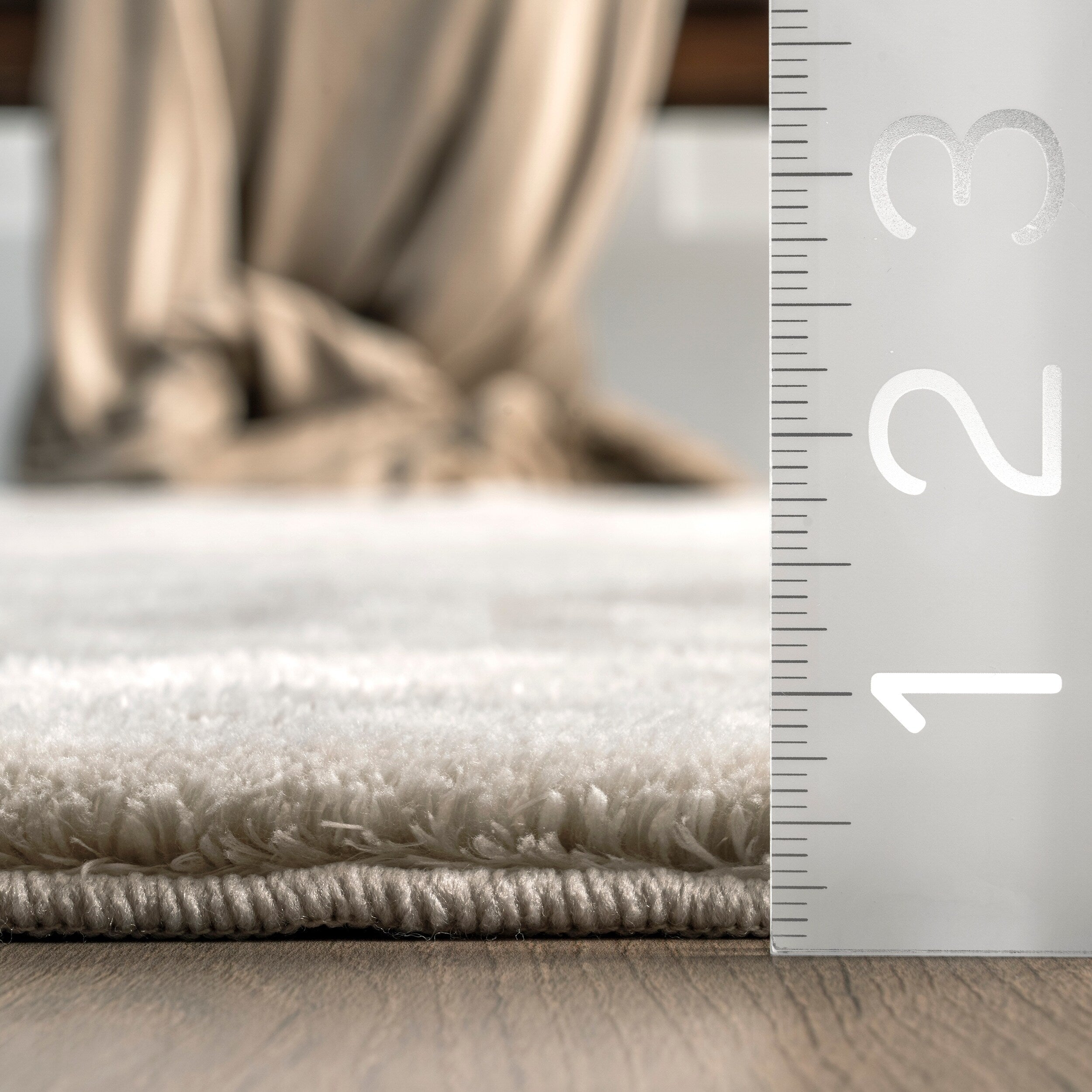 Tapis à poils longs Nuloom Loni SuperiorWash uni, lavable en machine