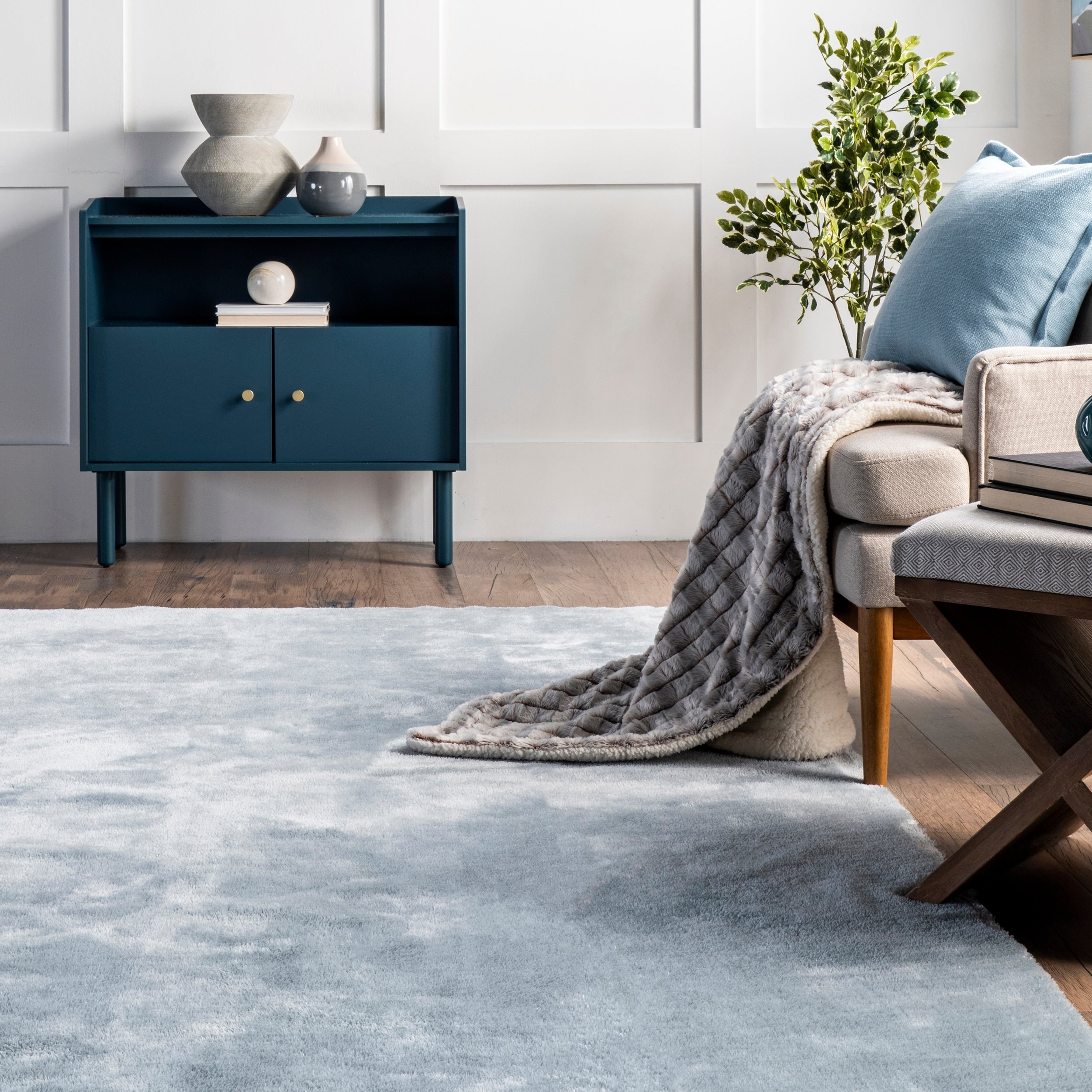 Tapis à poils longs Nuloom Loni SuperiorWash uni, lavable en machine