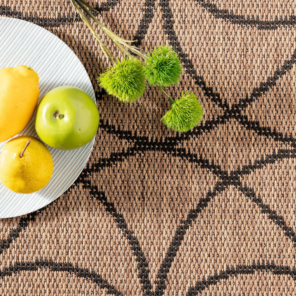 Nuloom Kathleen Traditional Indoor/Outdoor Area Rug