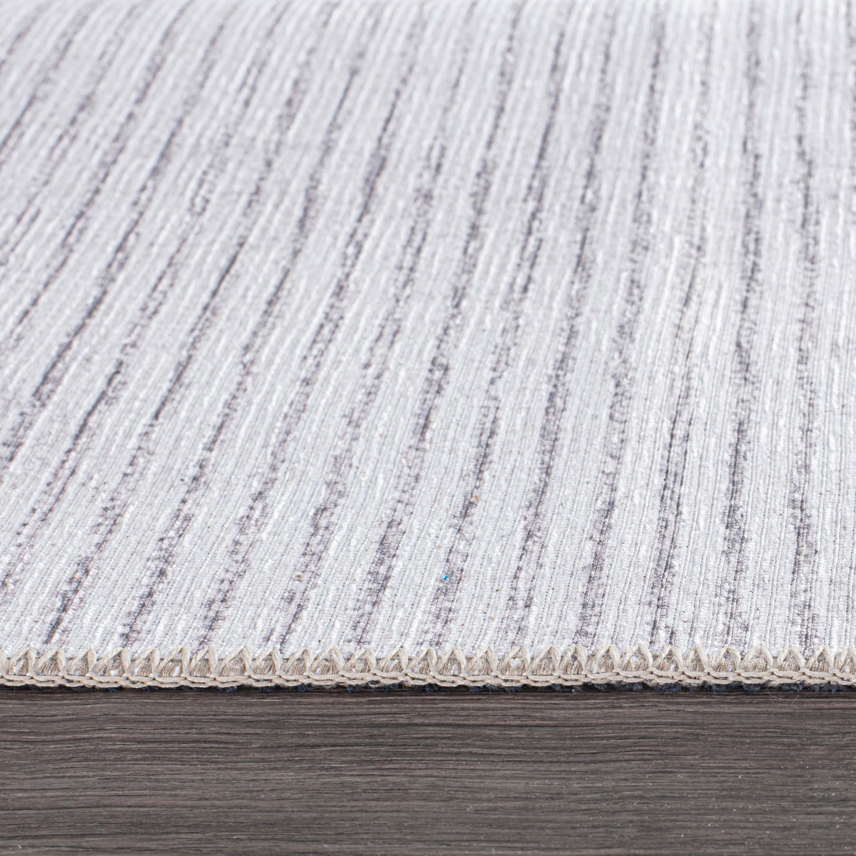 Tapis contemporain à rayures usées lavable en machine