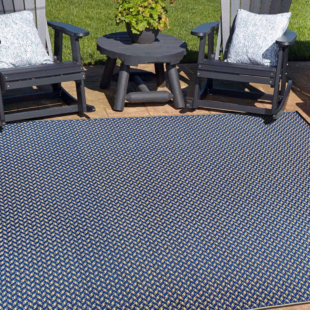 Tapis d'extérieur contemporains en plastique solide réversible