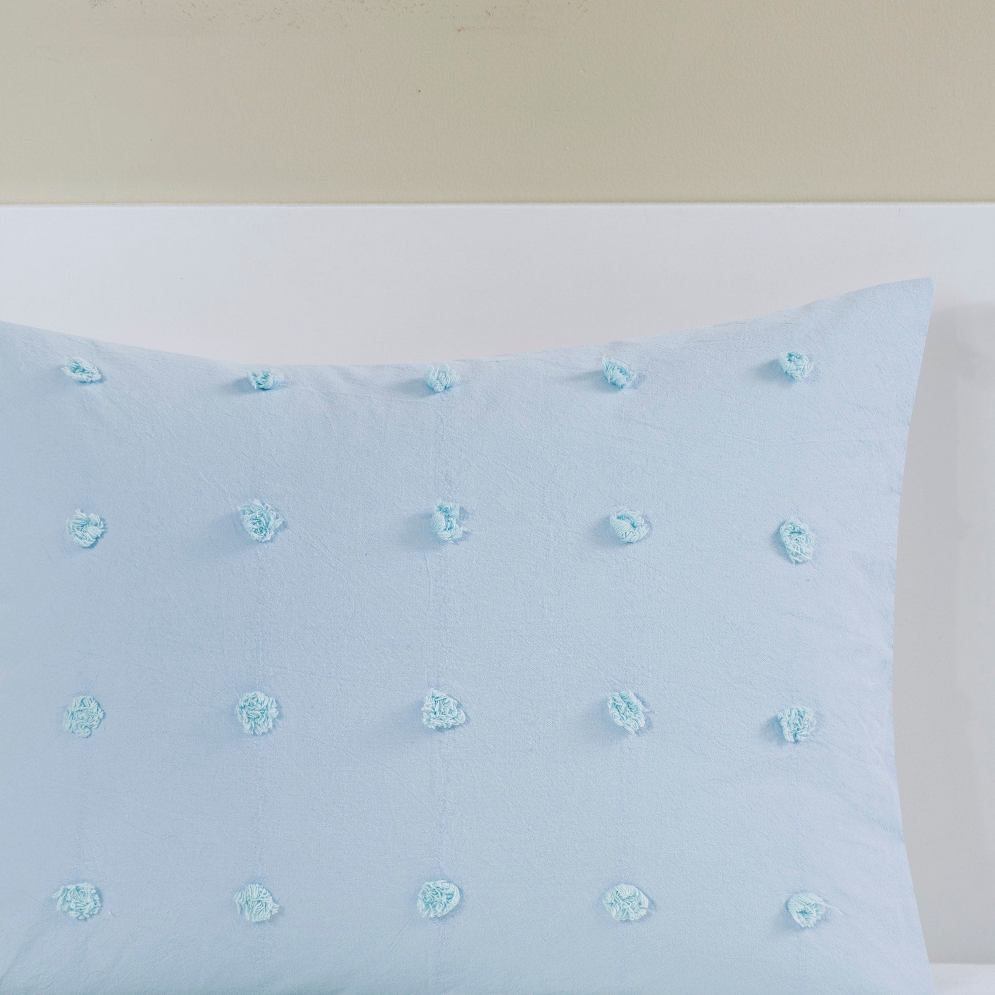 Intelligent Design Maize Cotton Jacquard Duvet Cover Set with Euro Shams and Throw Pillows