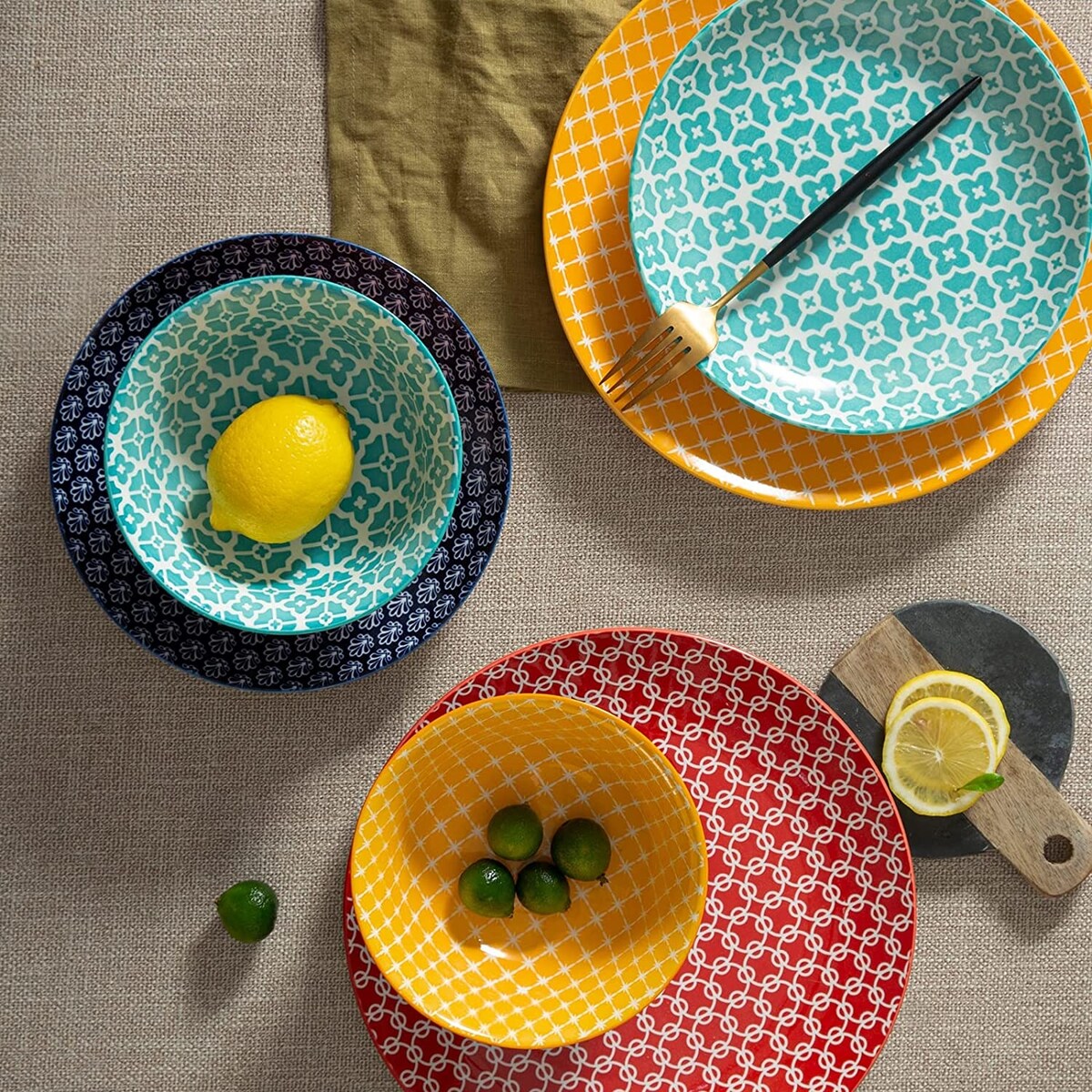 Ensemble d'assiettes et de bols en céramique DOWAN, service de table 12 pièces pour décoration de Noël, service de vaisselle coloré pour 4 personnes