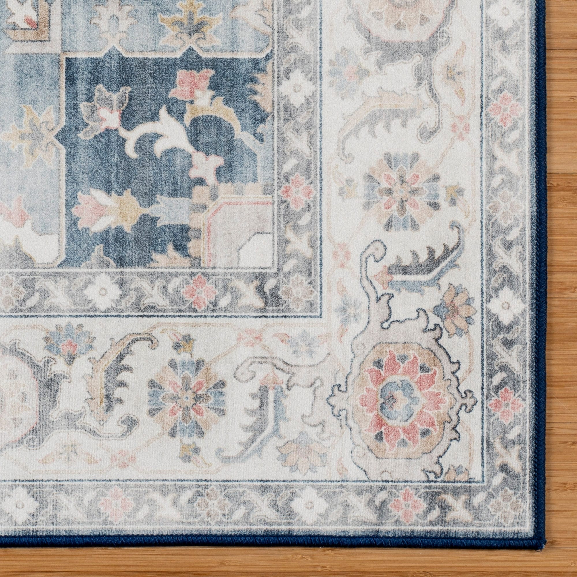 Collection de tapis Gertmenian Crystal Print, lavables, imprimés numériquement, à poils plats, en polyester antidérapant