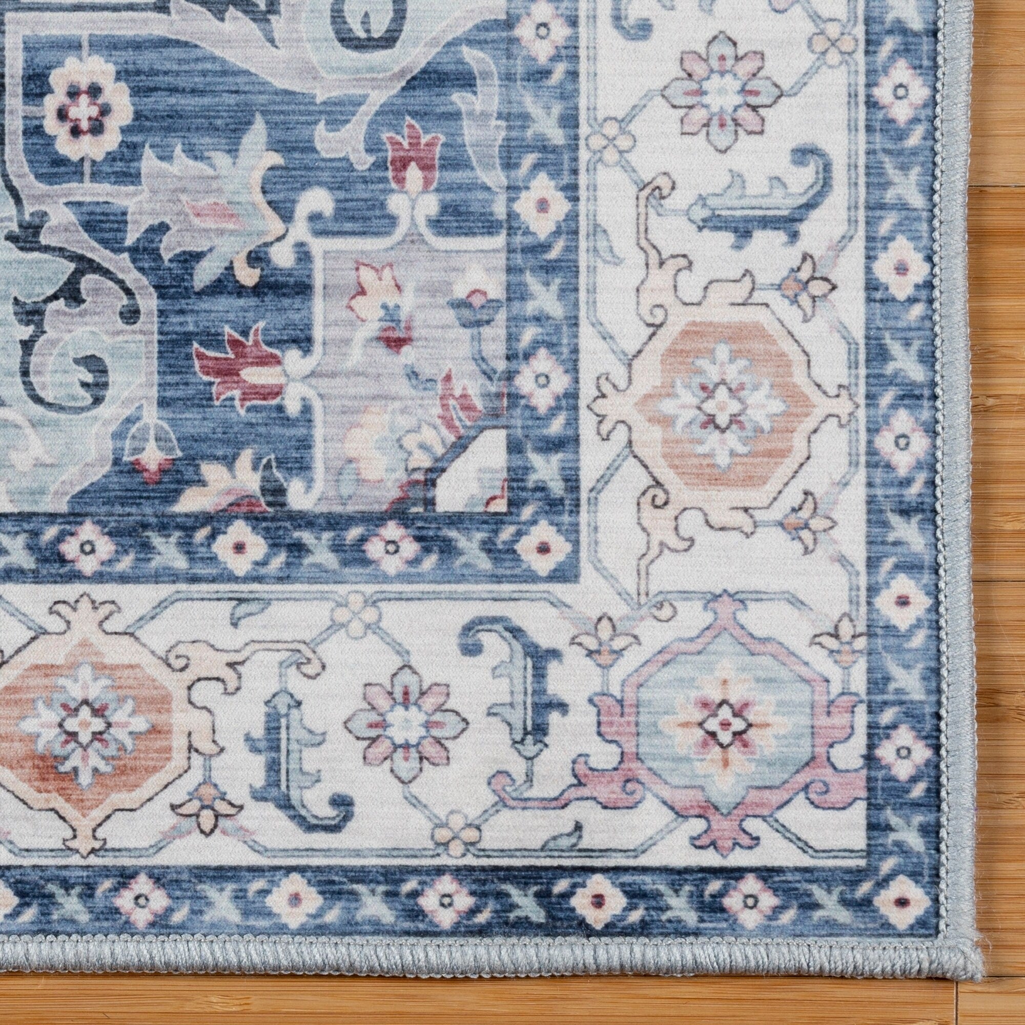 Collection de tapis Gertmenian Crystal Print, lavables, imprimés numériquement, à poils plats, en polyester antidérapant