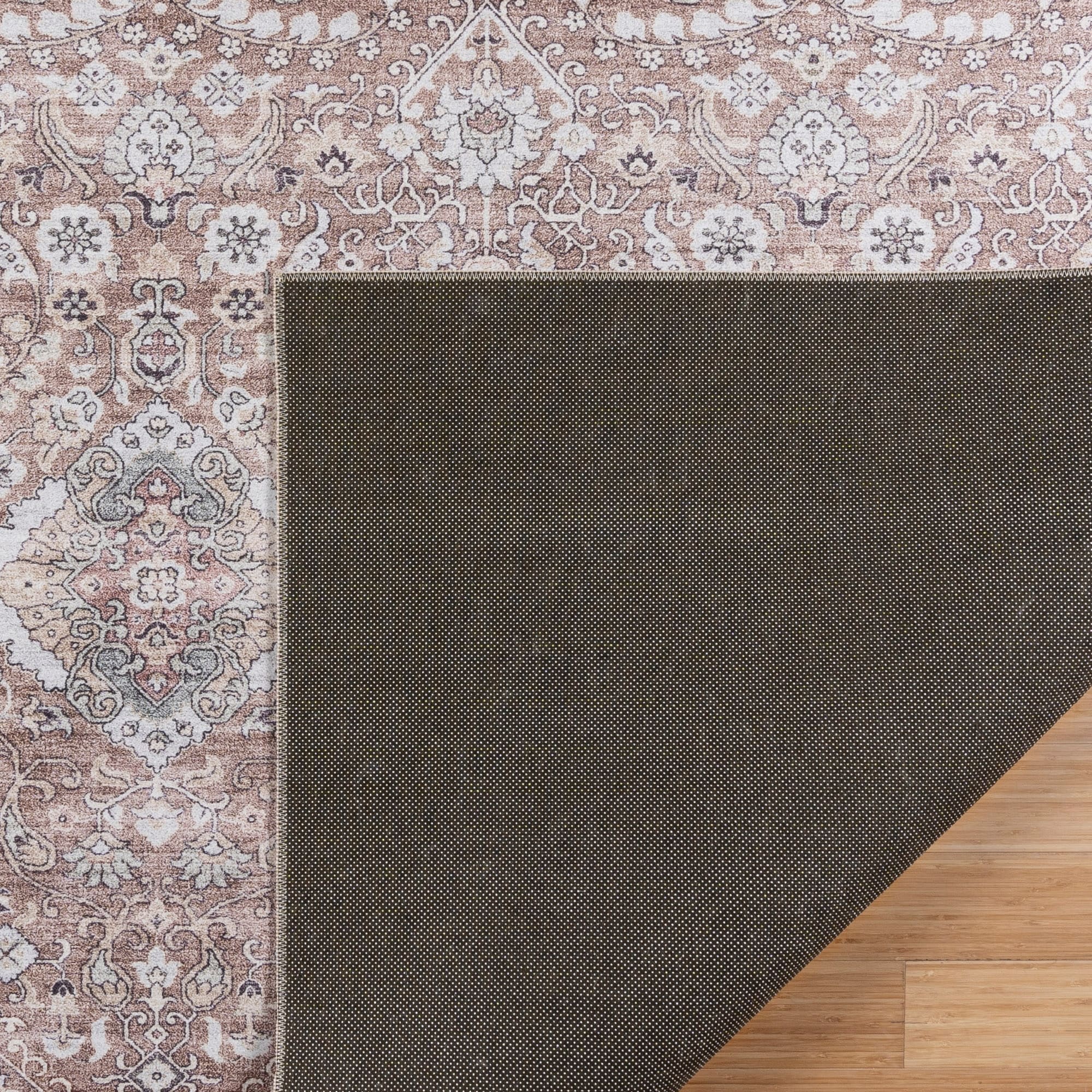 Collection de tapis Gertmenian Crystal Print, lavables, imprimés numériquement, à poils plats, en polyester antidérapant