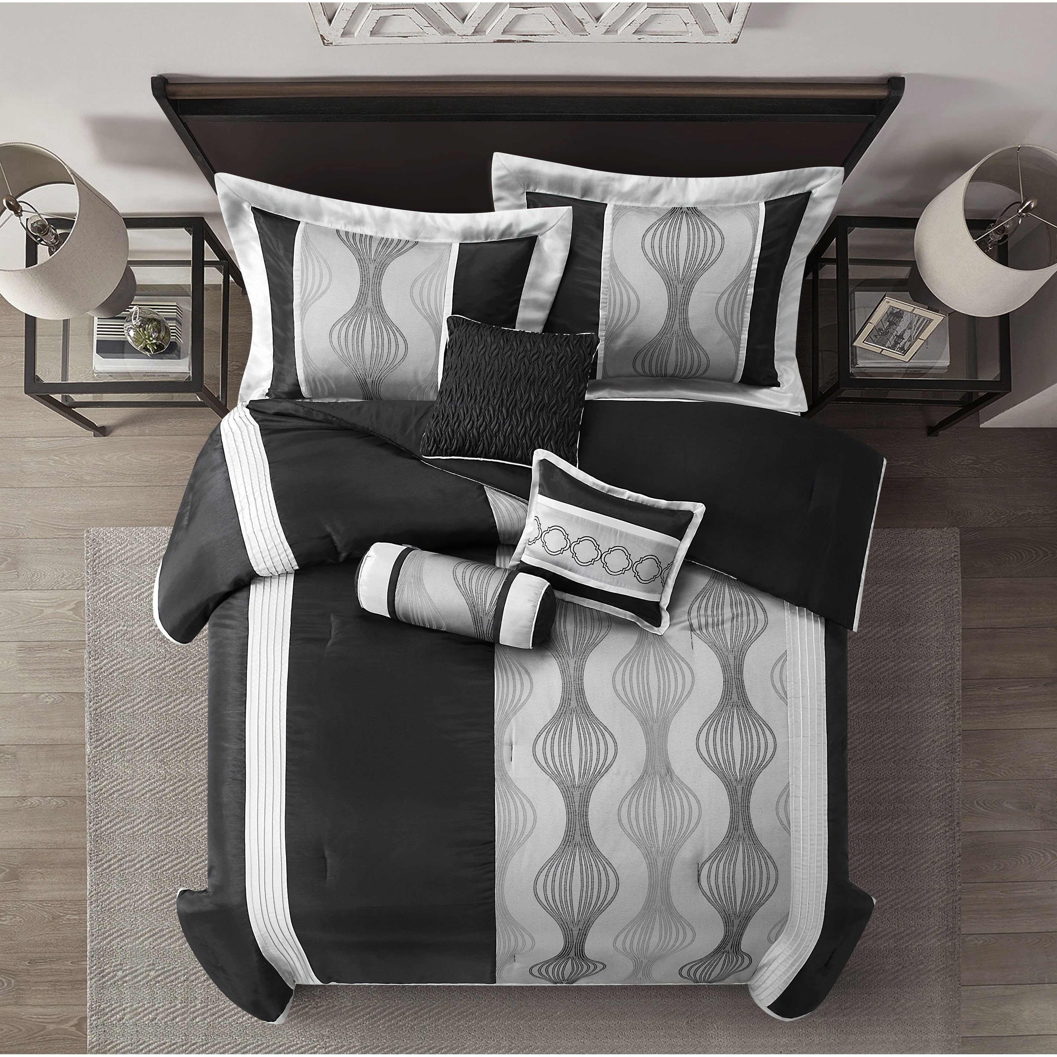Nanshing Daniella 7-Piece Modern Geometric Comforter Set
