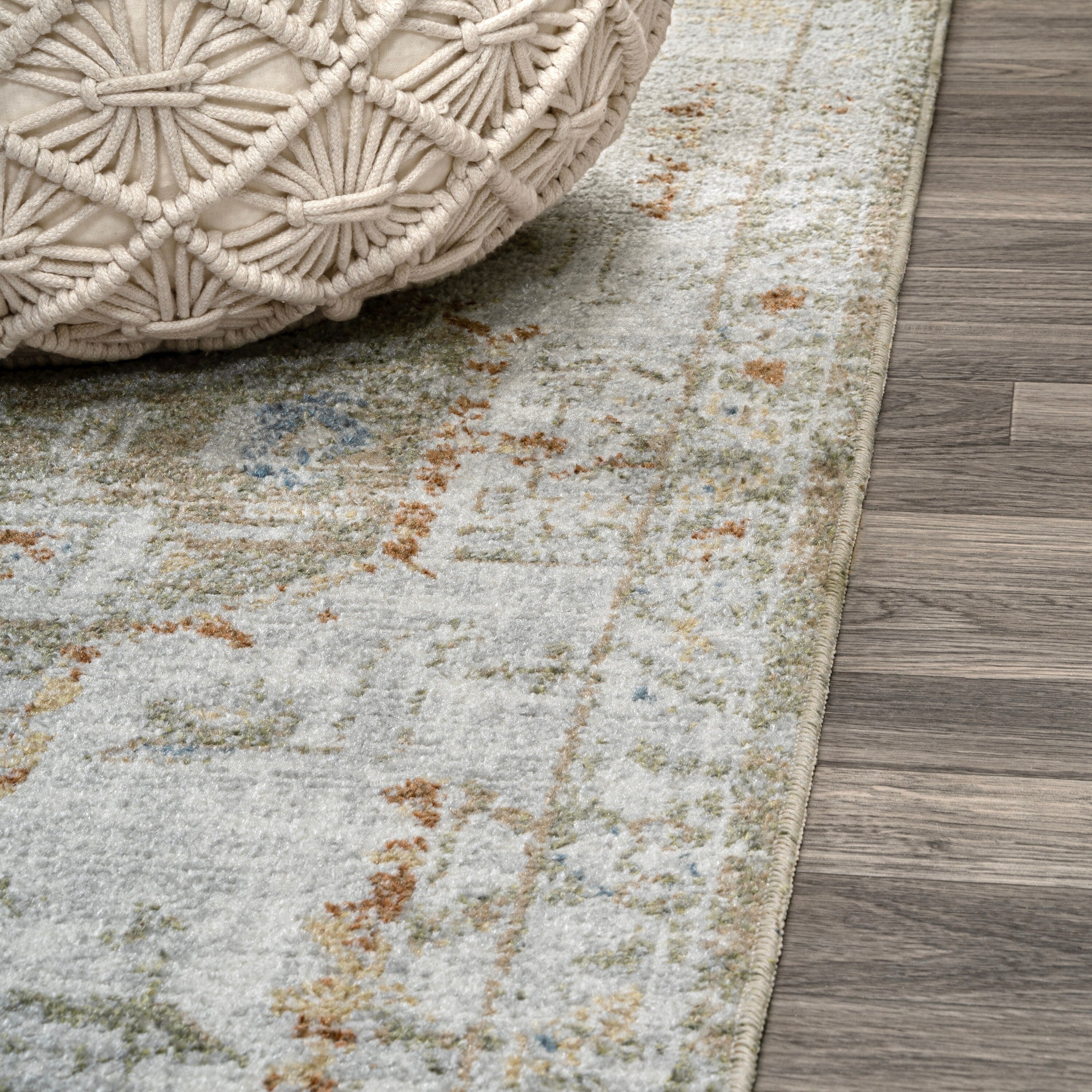 Tapis JONATHAN Y Brandy Bohemian Medallion à poils courts, lavable en machine, couleur crème/terre.