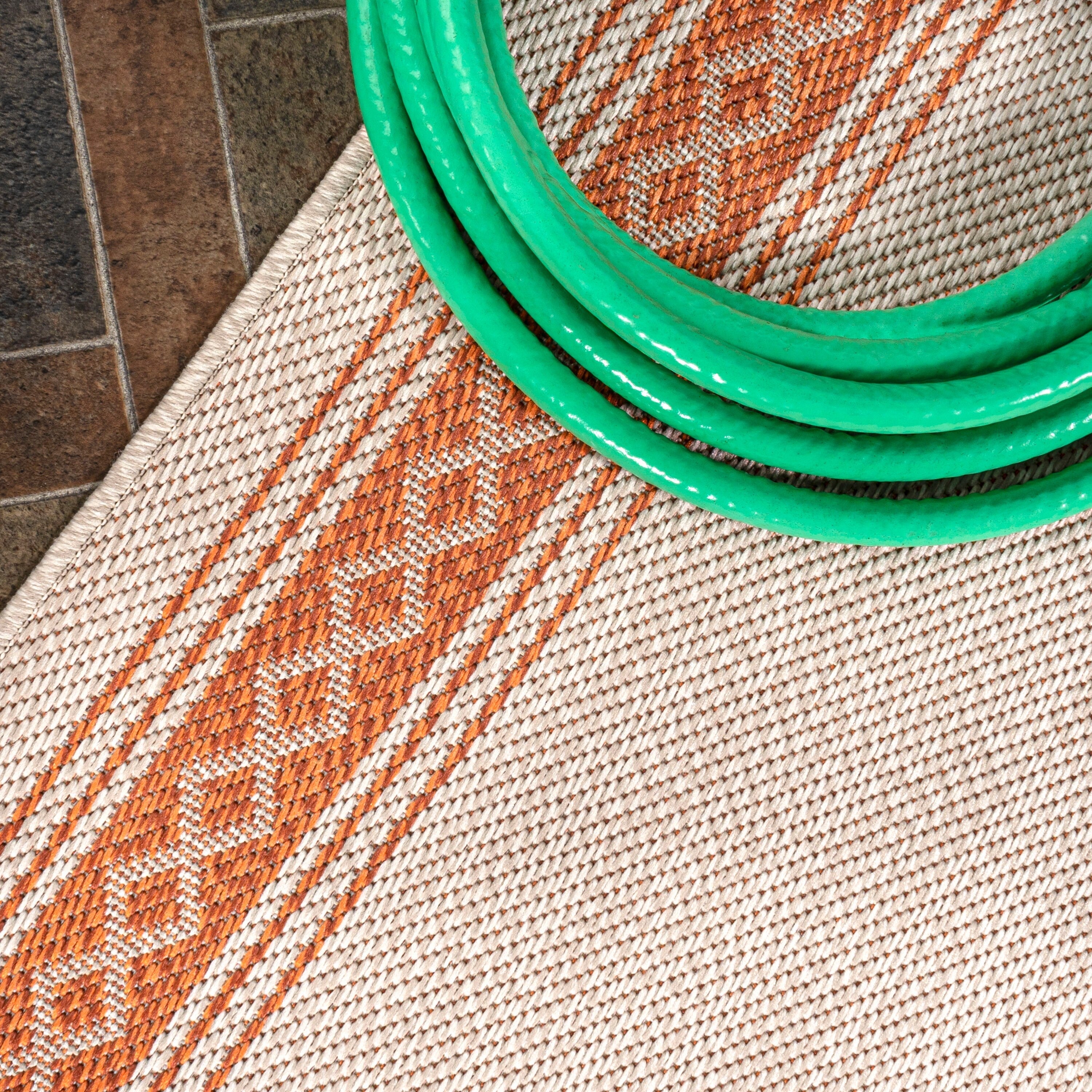 Tapis d'intérieur/extérieur JONATHAN Y Havana Classic à bordure losanges