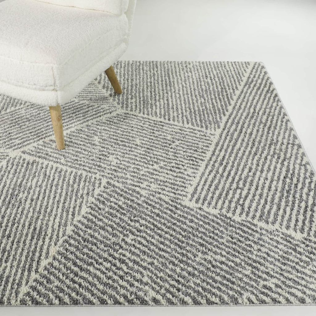 Tapis Larsen moderne à rayures variées