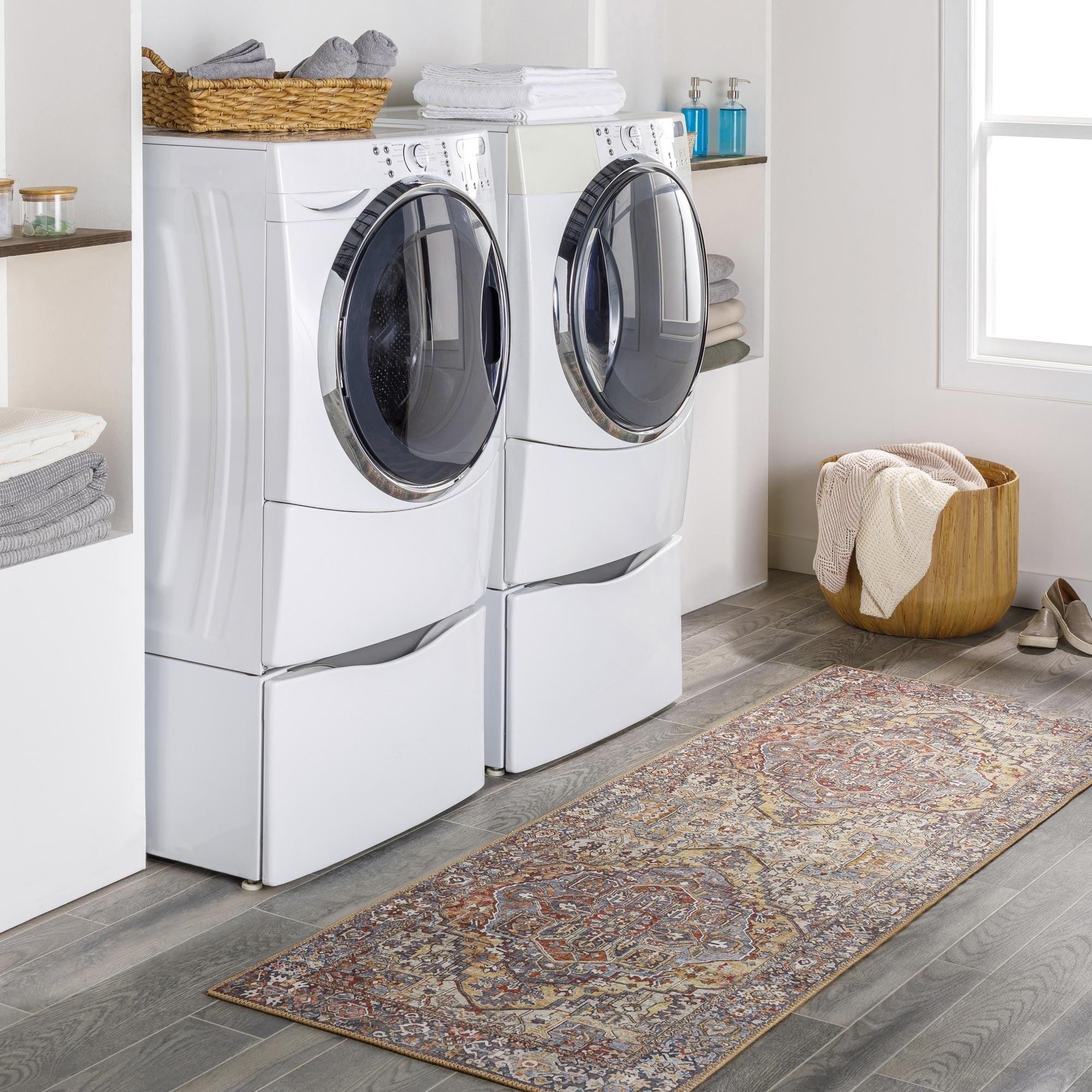 Tapis de sol Livabliss Iris à médaillon traditionnel revisité