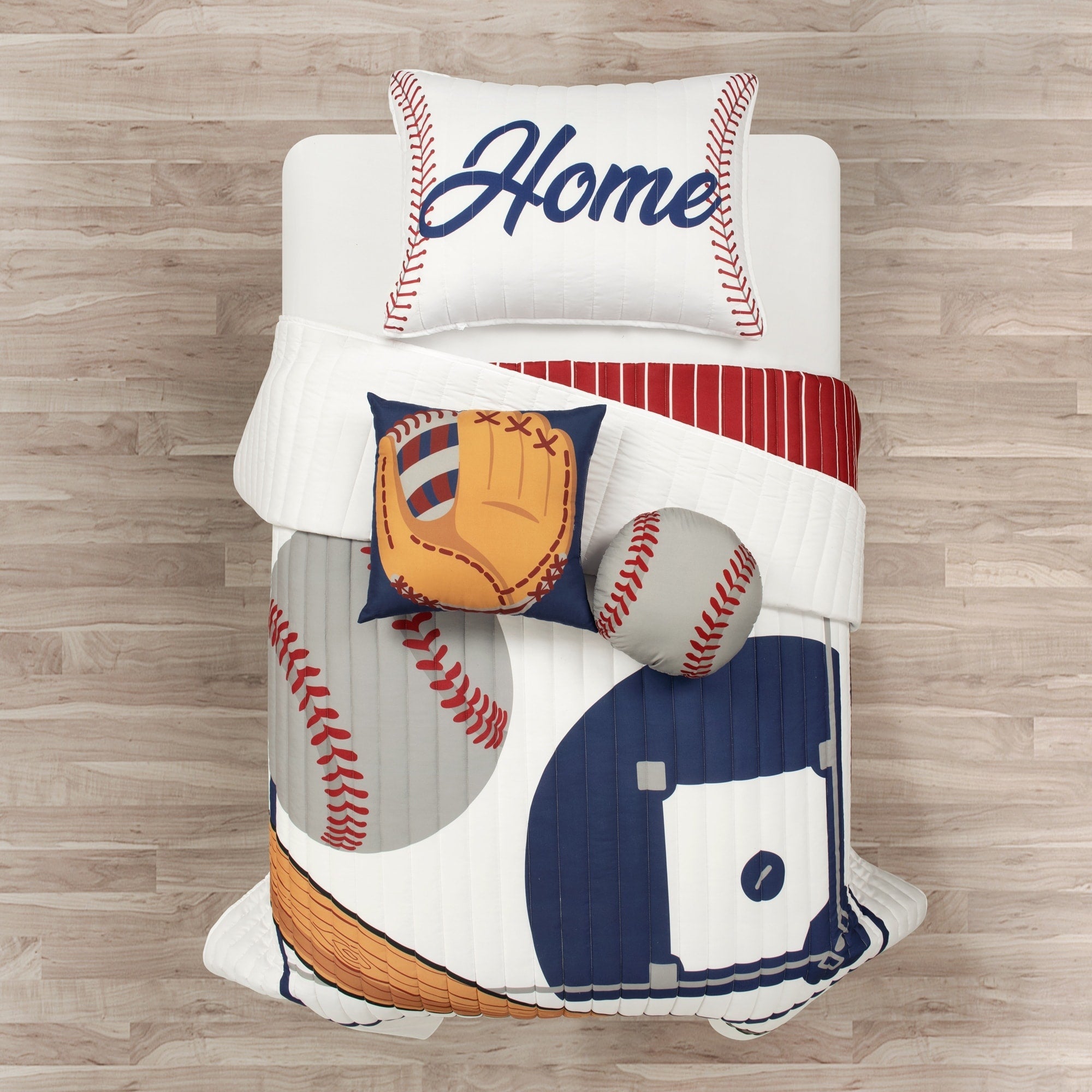 Lush Decor Baseball Game Reversible Oversized Kids Quilt