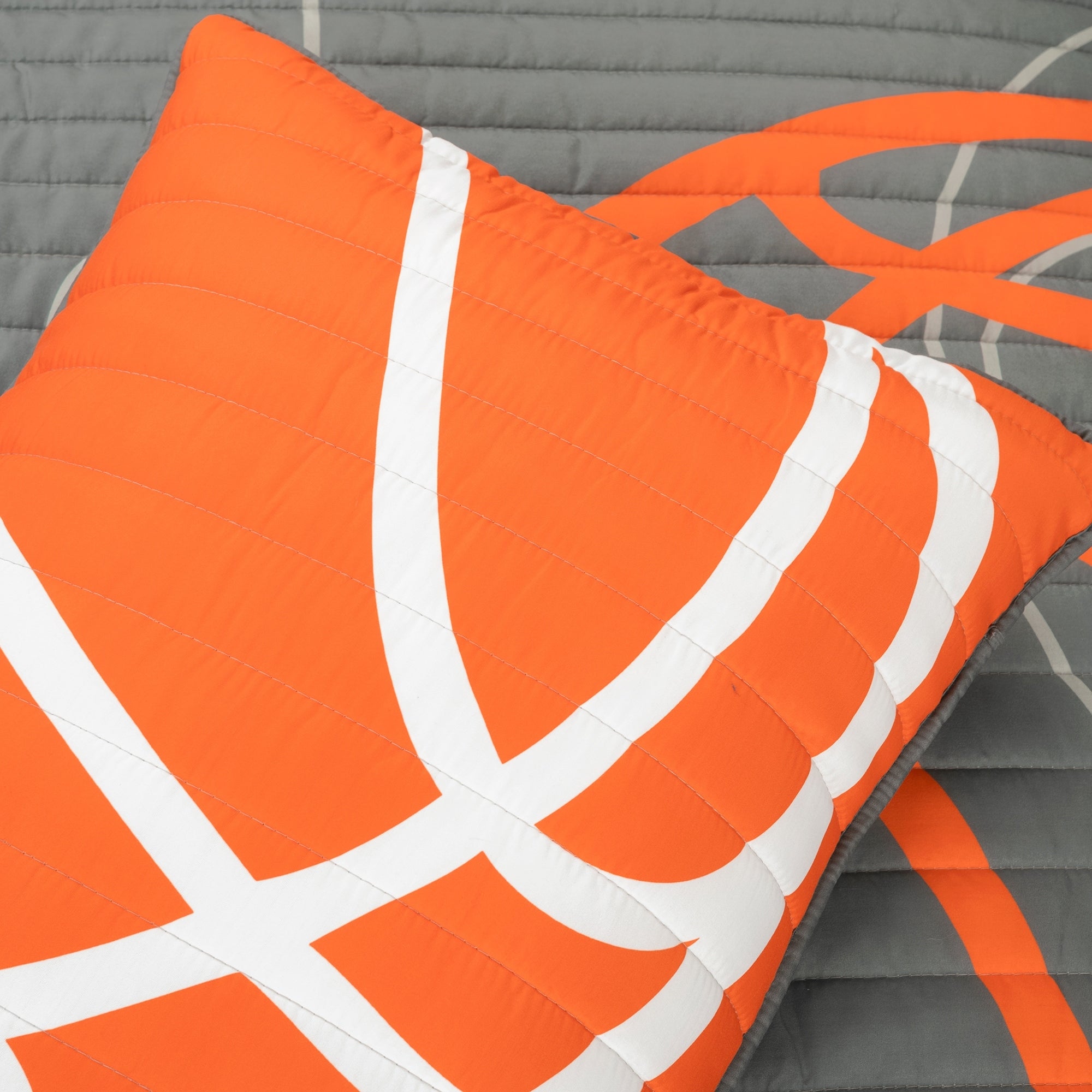 Lush Decor Basketball Game Quilt Set