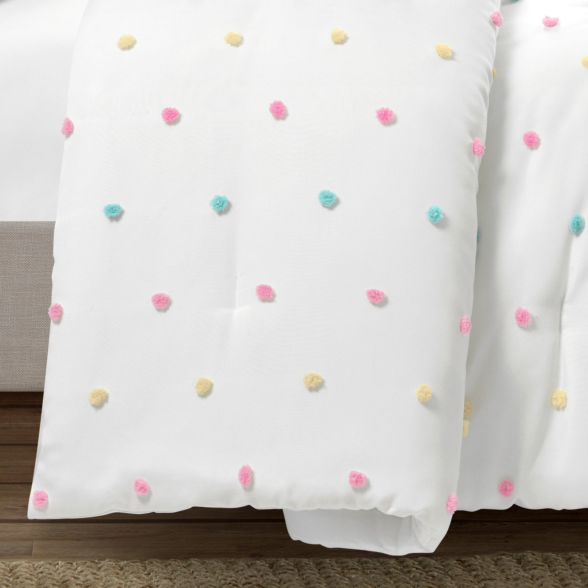 Lush Decor Rainbow Tufted Dot Comforter Set