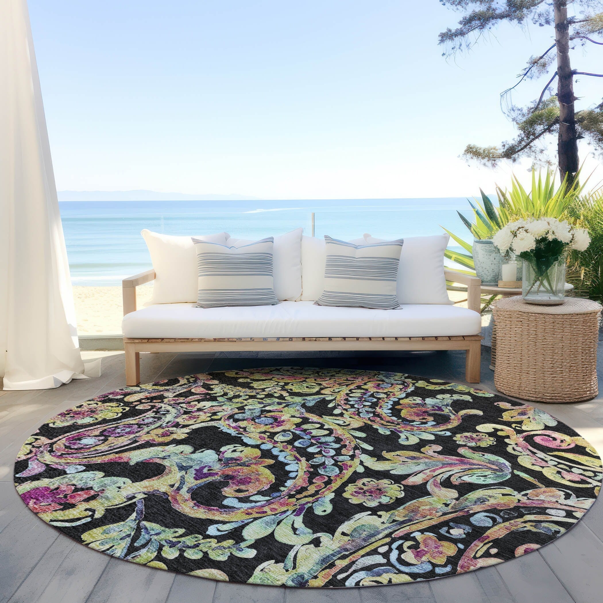 Machine Washable Indoor/ Outdoor Chantille Traditional Scroll Rug