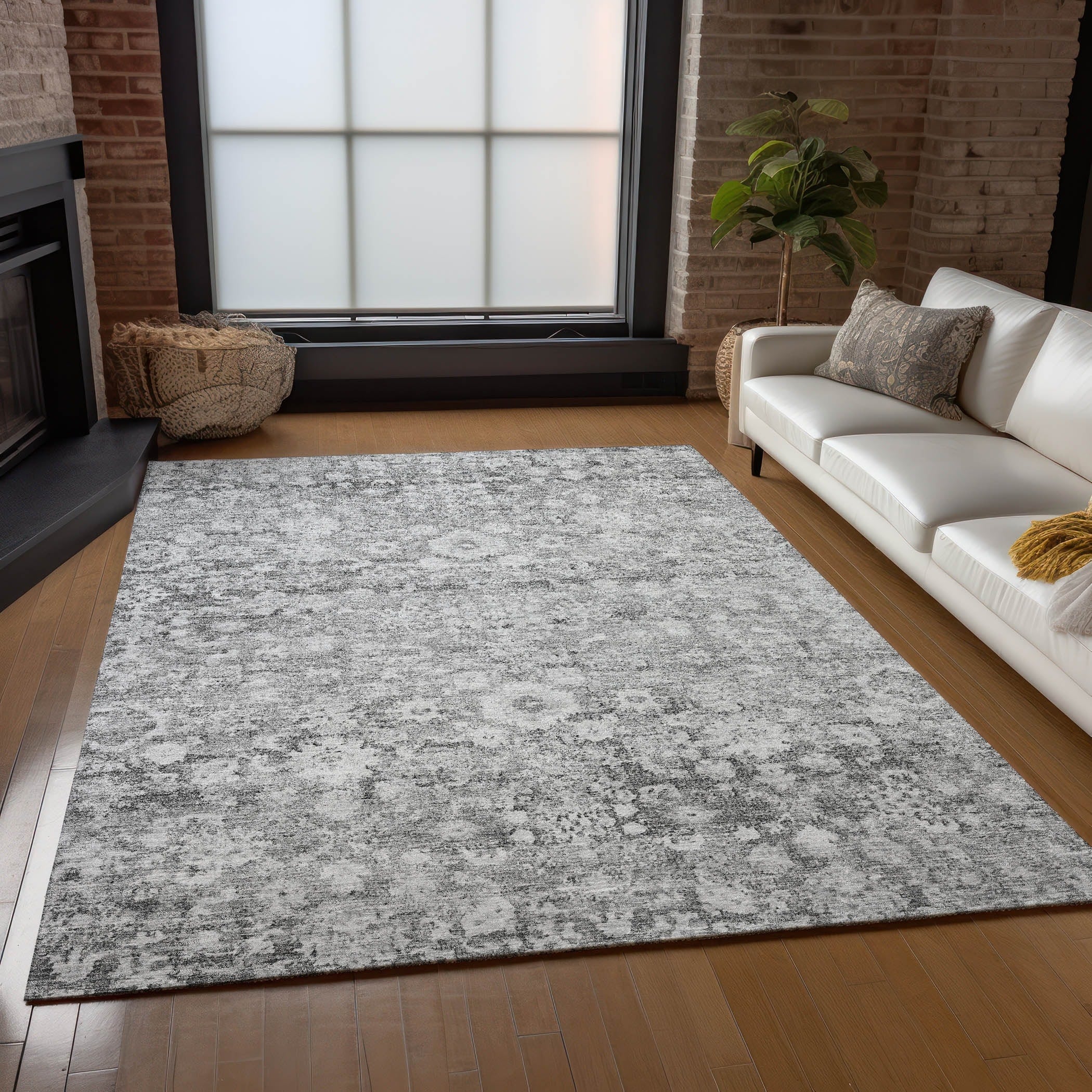 Machine Washable Indoor/ Outdoor Chantille Traditional Vintage Floral Rug