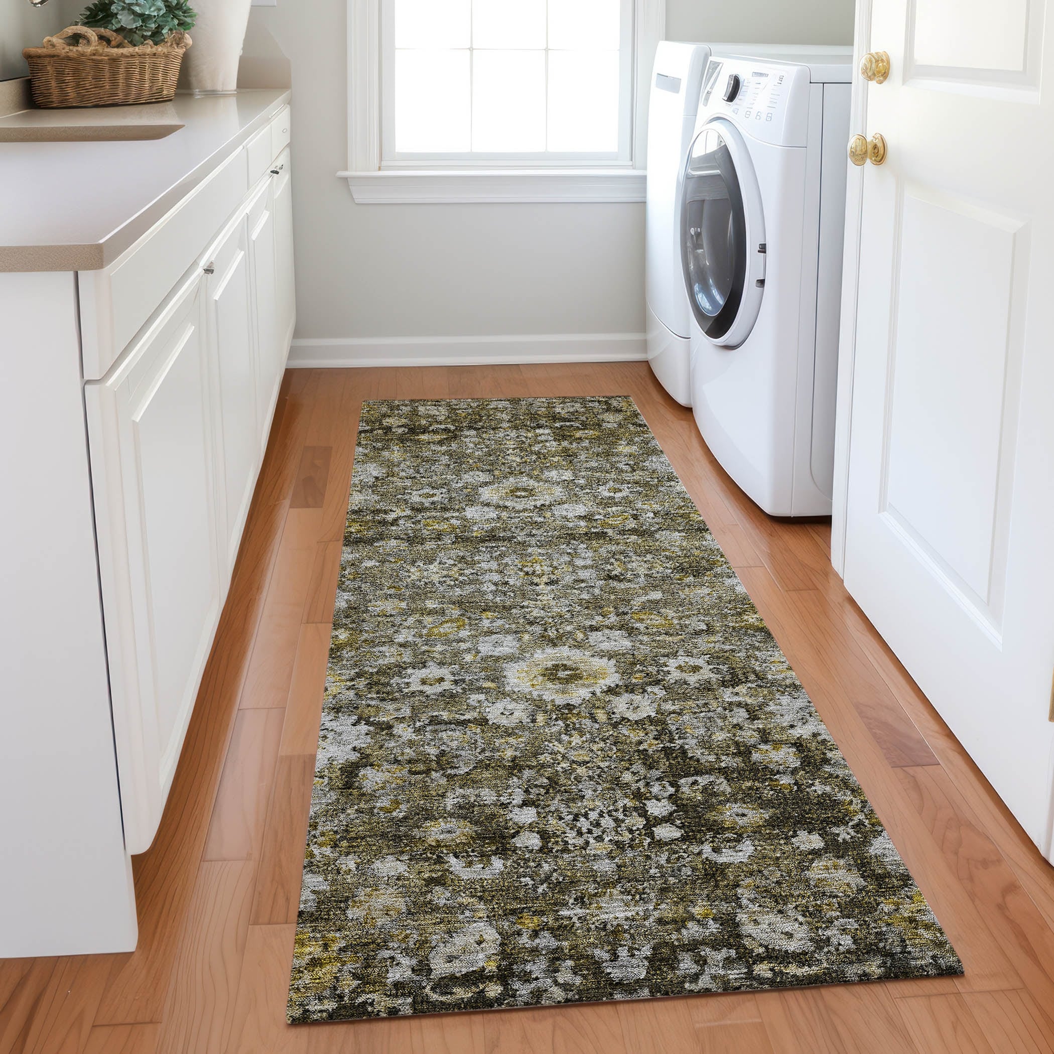 Machine Washable Indoor/ Outdoor Chantille Traditional Vintage Floral Rug