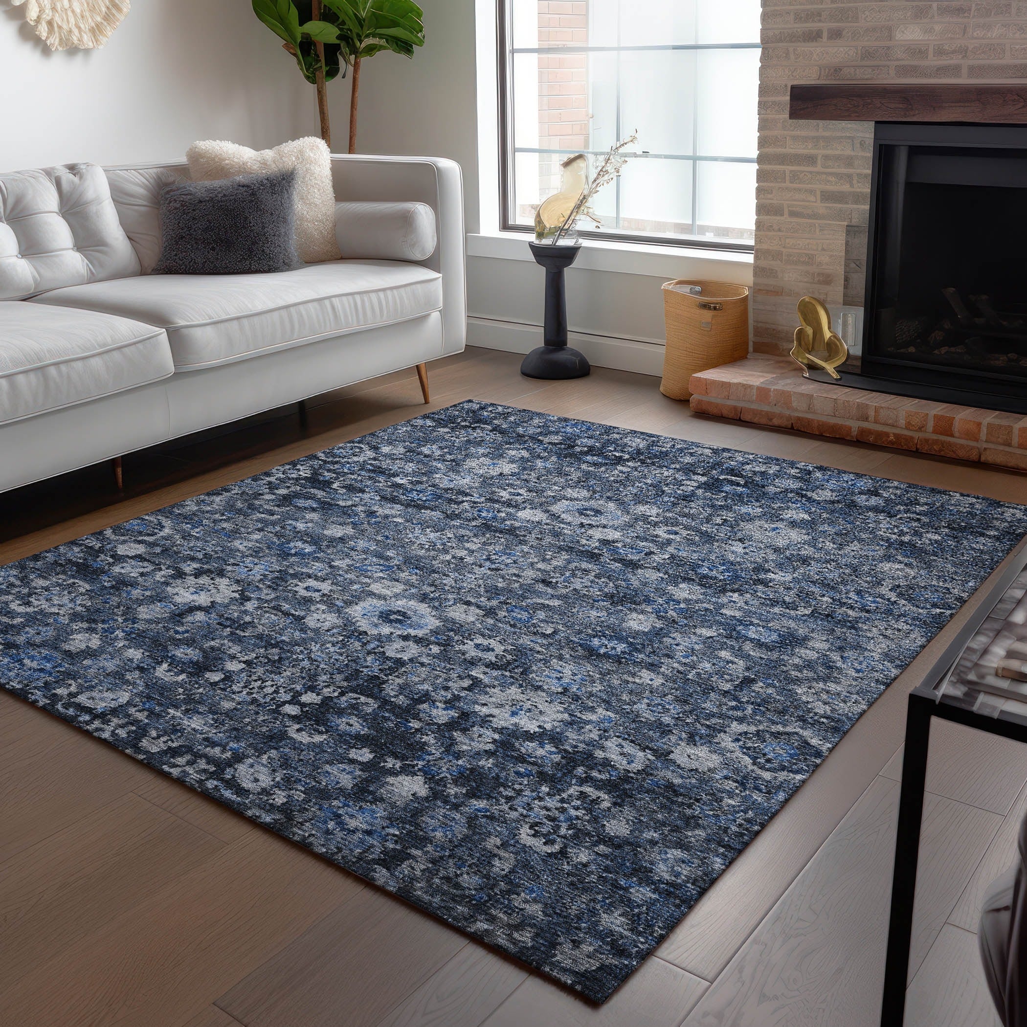 Machine Washable Indoor/ Outdoor Chantille Traditional Vintage Floral Rug