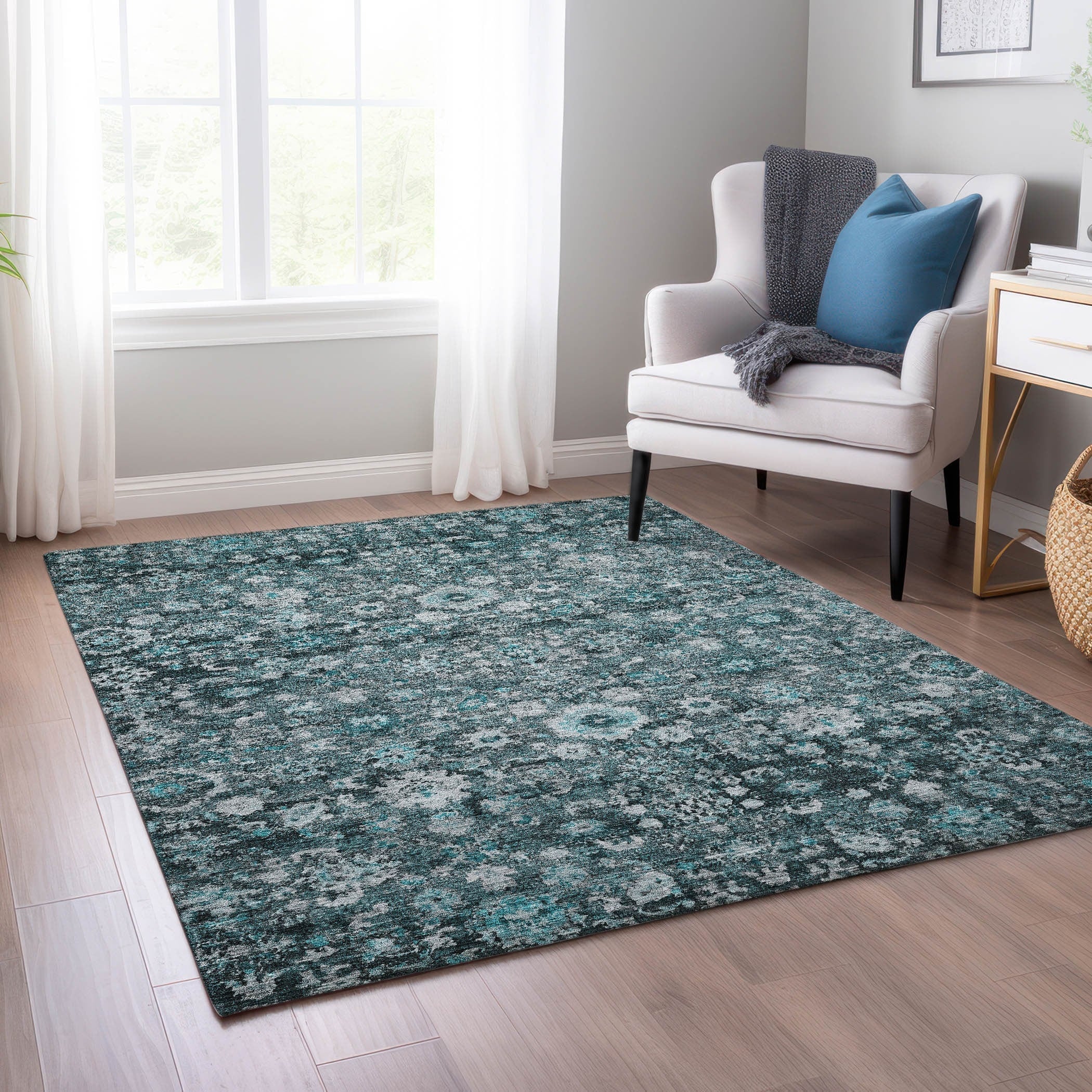 Machine Washable Indoor/ Outdoor Chantille Traditional Vintage Floral Rug