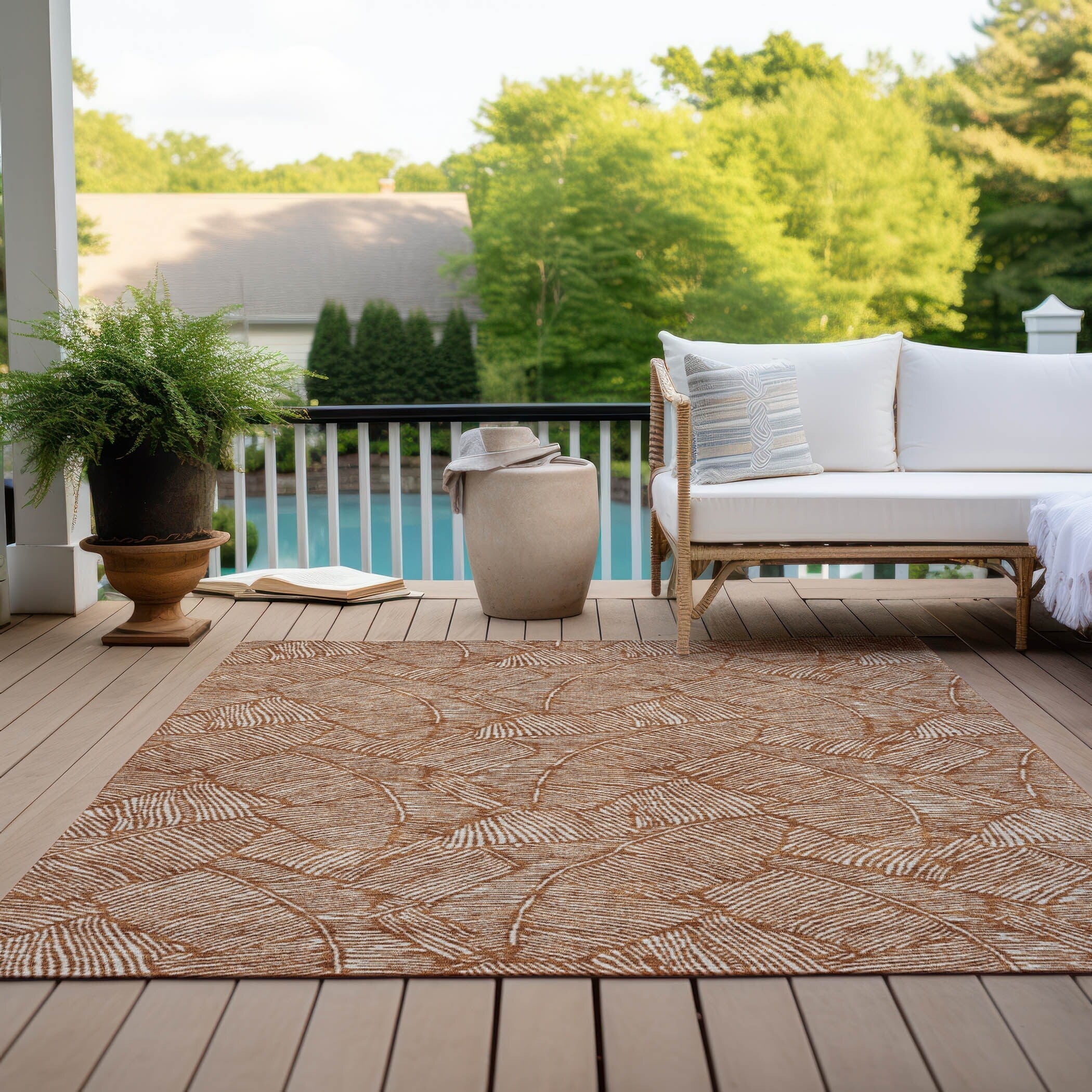 Machine Washable Indoor/ Outdoor Chantille Tropical Palm Rug
