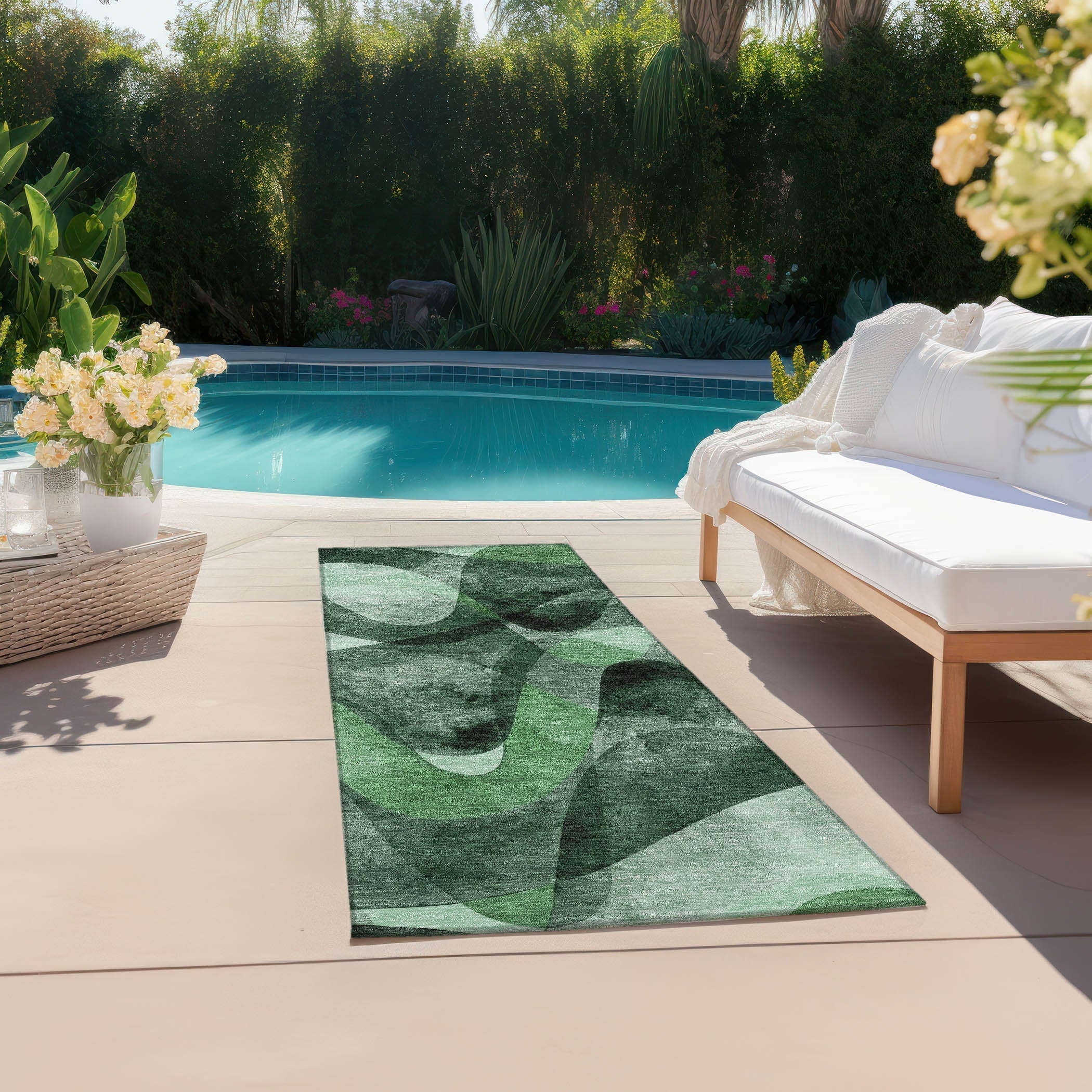 Machine Washable Indoor/ Outdoor Modern Chantille Rug