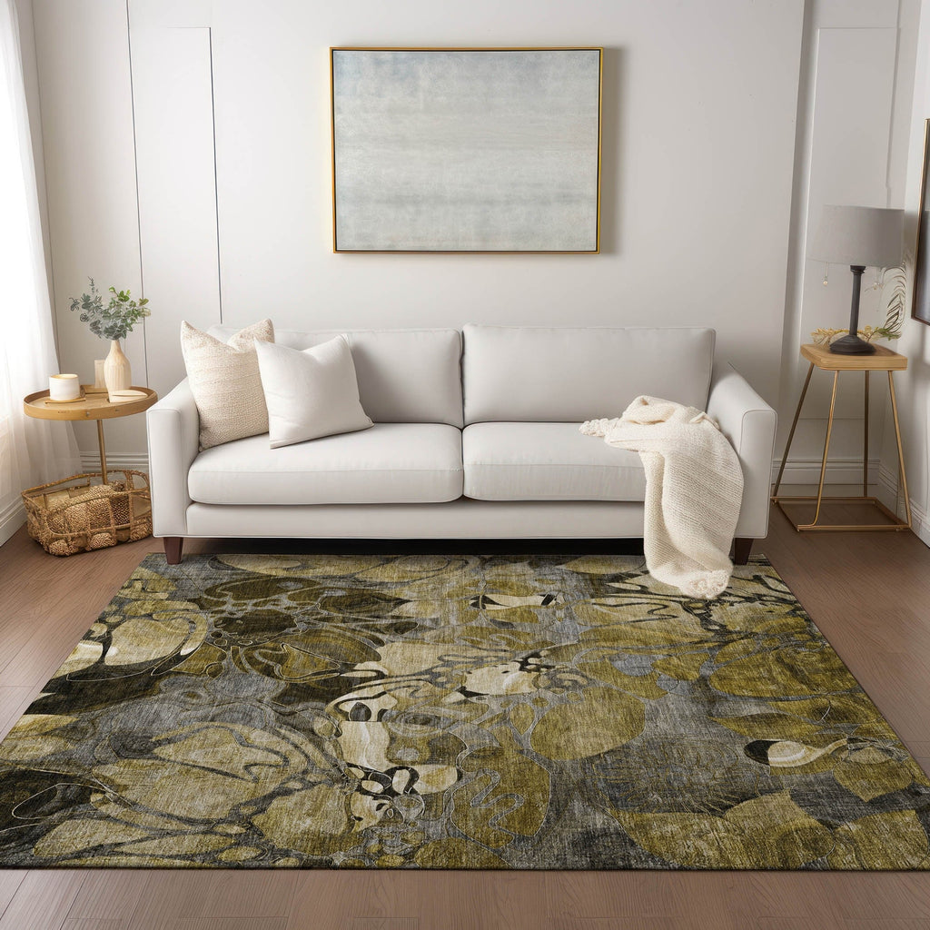 Machine Washable Indoor/ Outdoor Modern Floral Chantille Rug