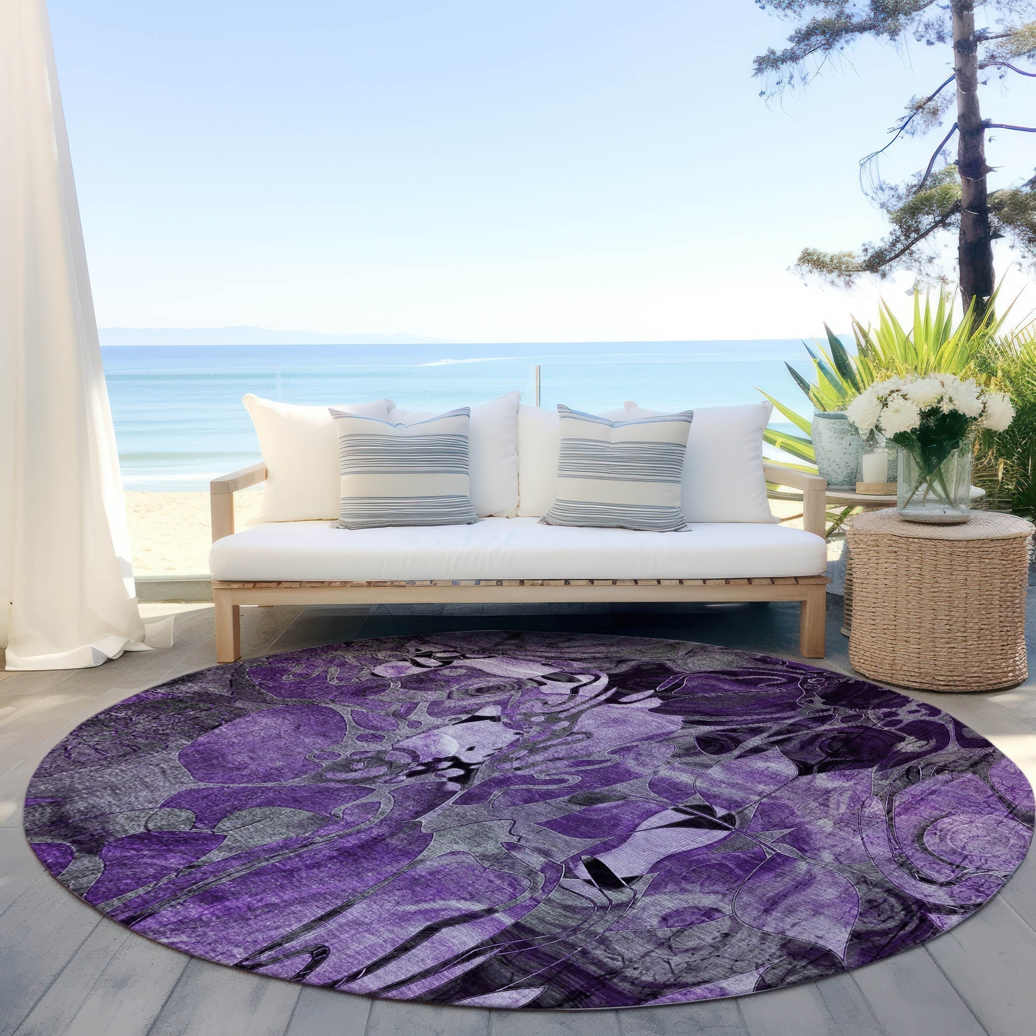 Machine Washable Indoor/ Outdoor Modern Floral Chantille Rug
