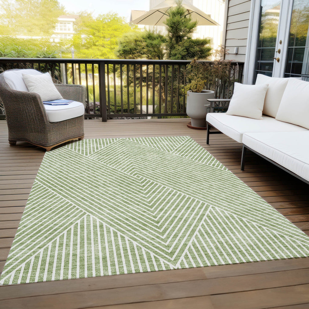 Machine Washable Indoor/ Outdoor Modern Geo Chantille Rug