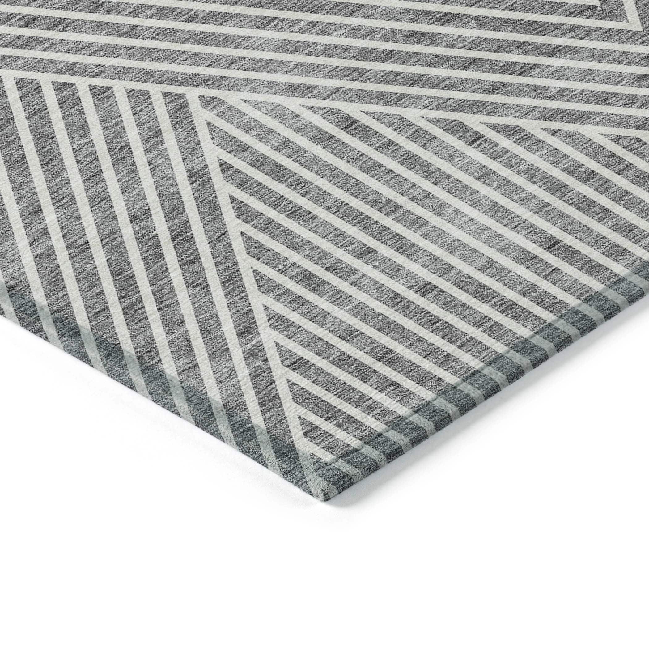 Machine Washable Indoor/ Outdoor Modern Geo Chantille Rug