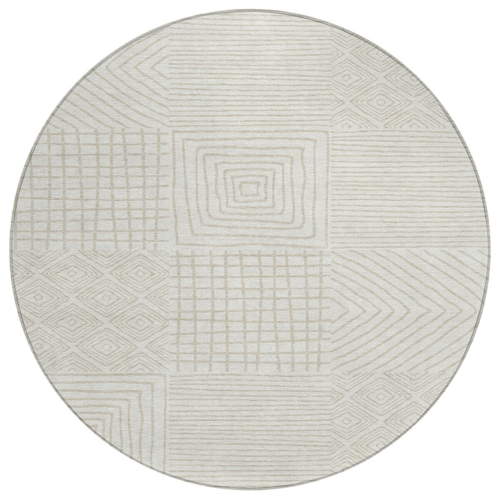 Machine Washable Indoor/ Outdoor Modern Mosaic Chantille Rug