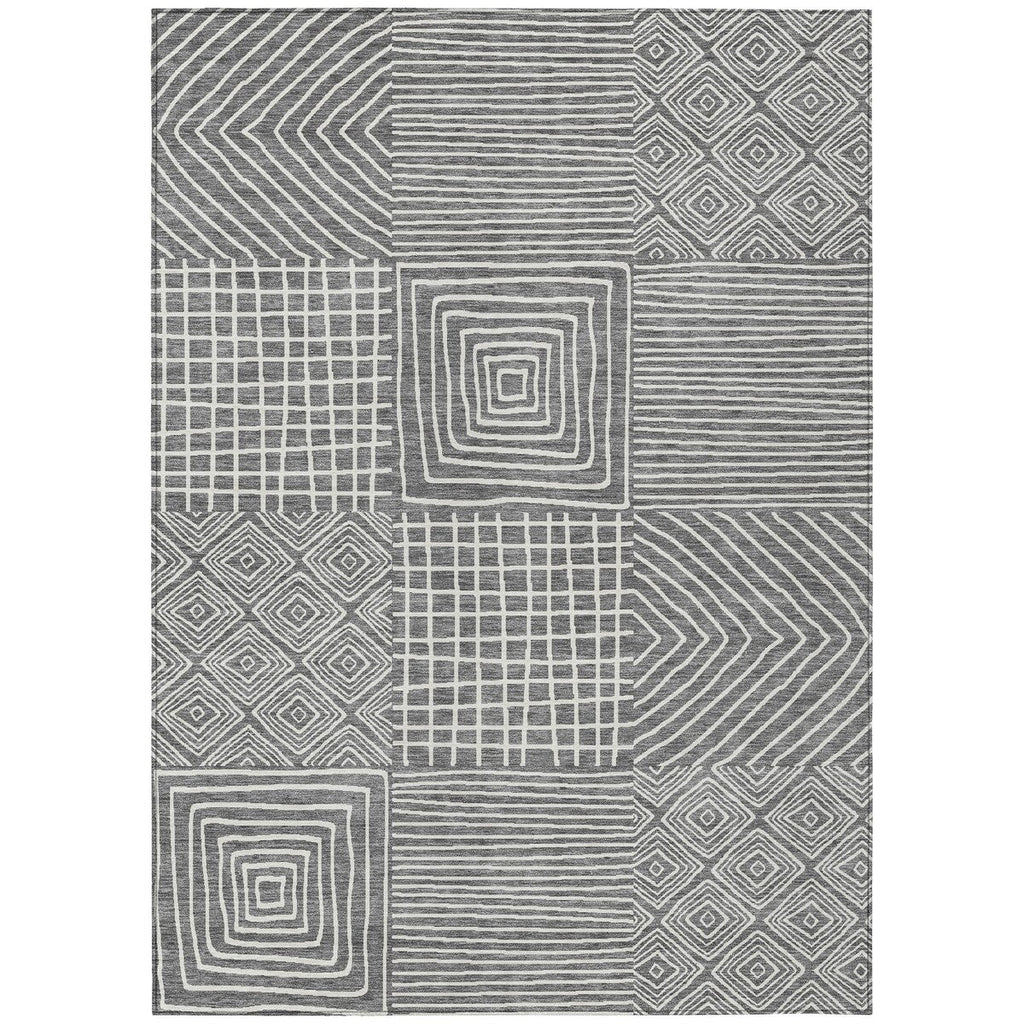 Machine Washable Indoor/ Outdoor Modern Mosaic Chantille Rug
