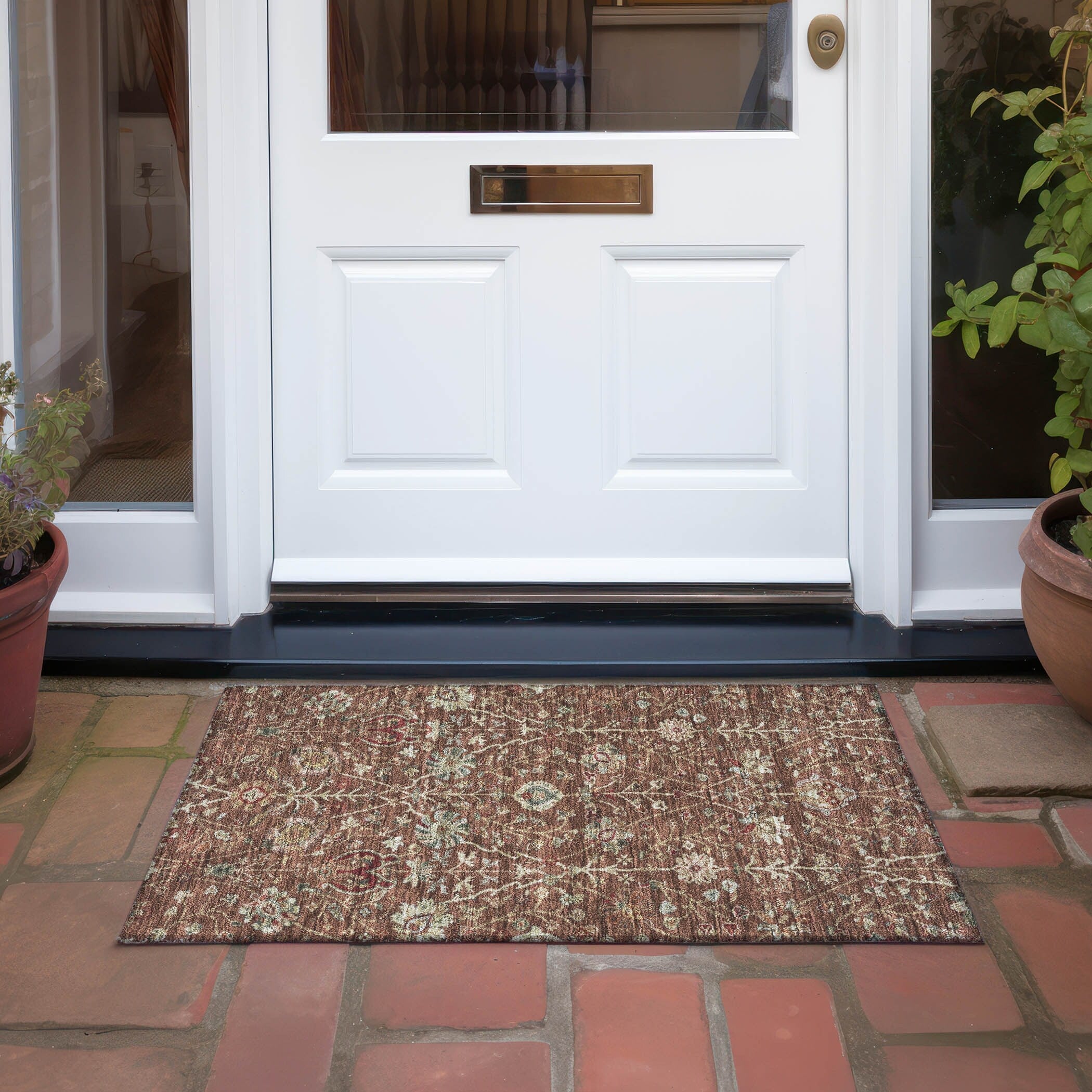 Machine Washable Indoor/ Outdoor Traditional Kashan Chantille Rug