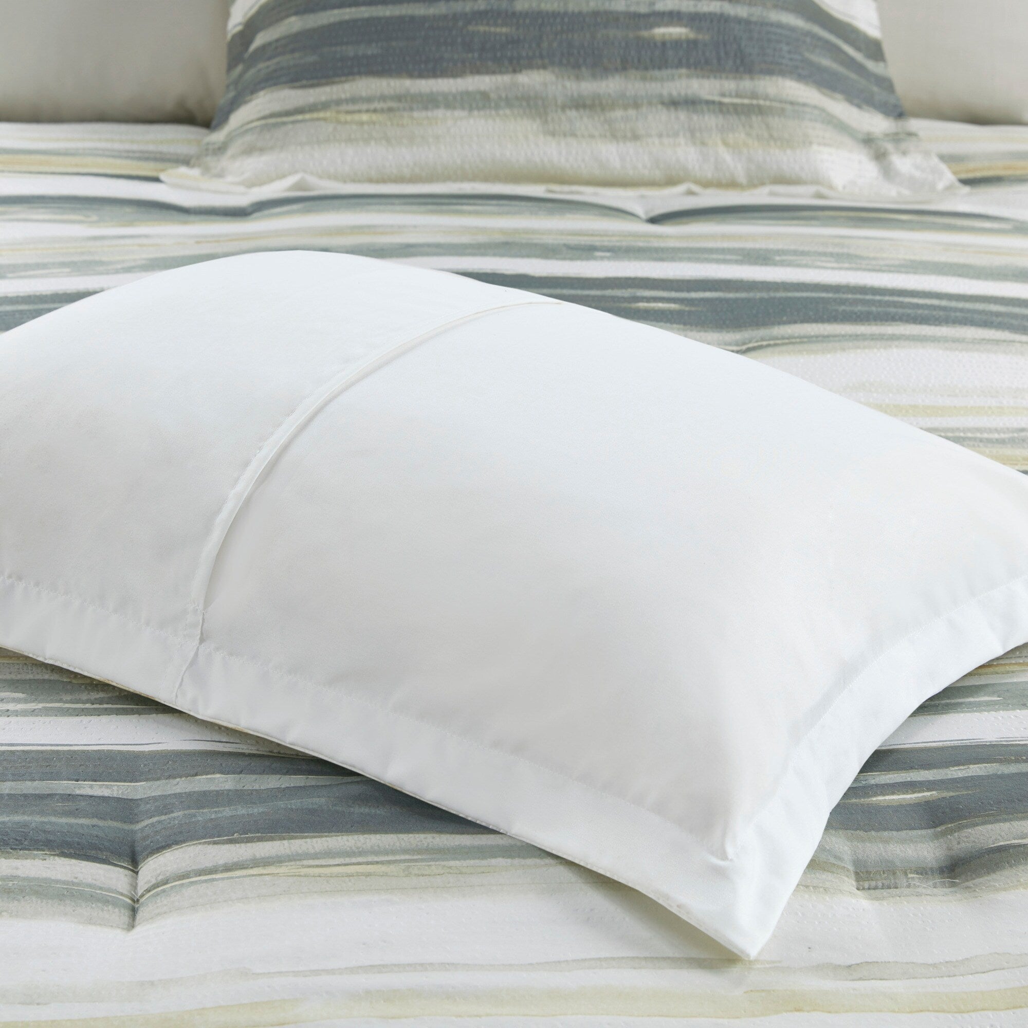 Madison Park Anchorage 8 Piece Printed Seersucker Comforter and Quilt Set Collection