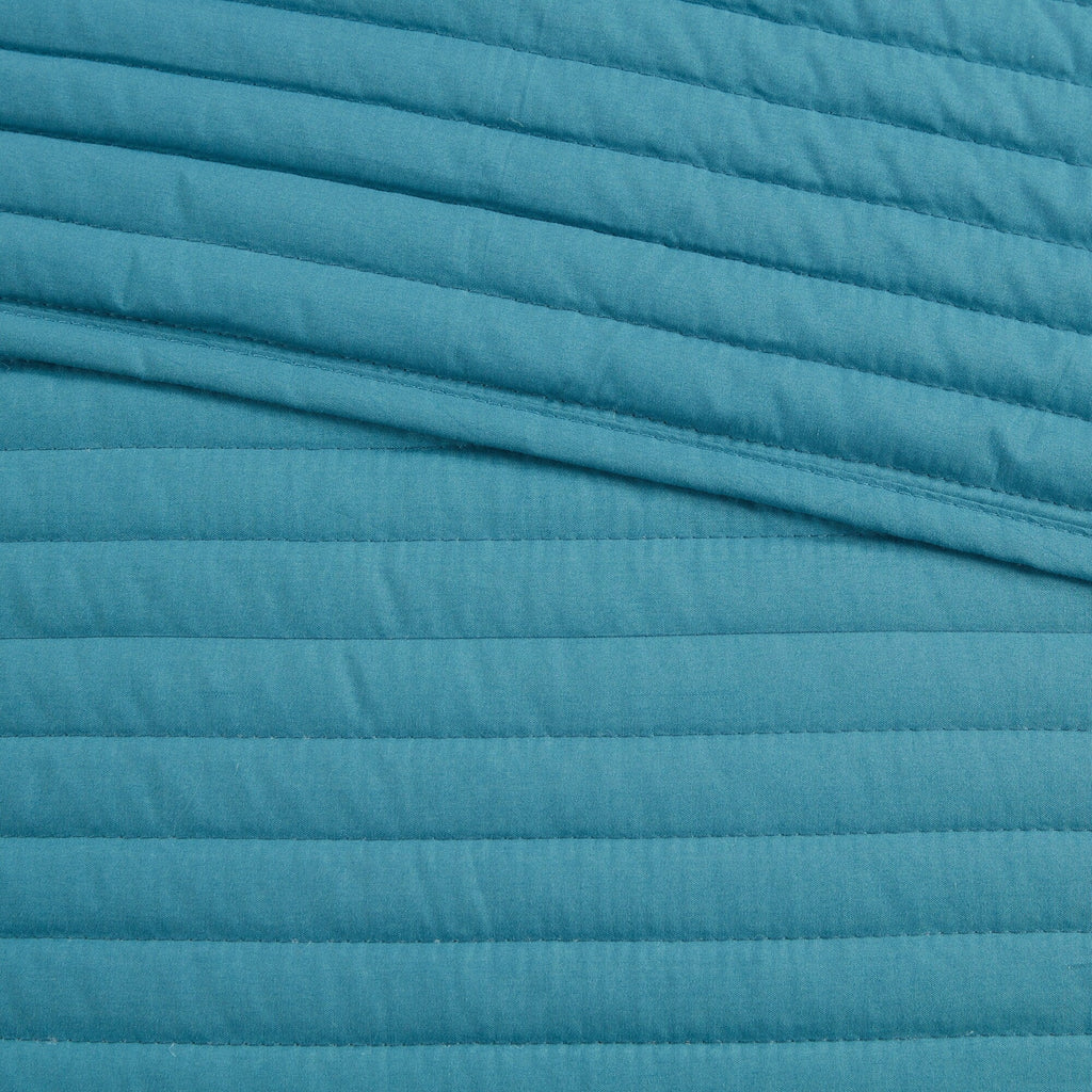 Madison Park Anchorage 8 Piece Printed Seersucker Comforter and Quilt Set Collection