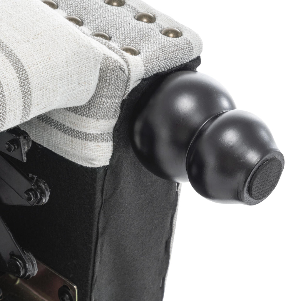 Fauteuils inclinables manuels avec garniture cloutée