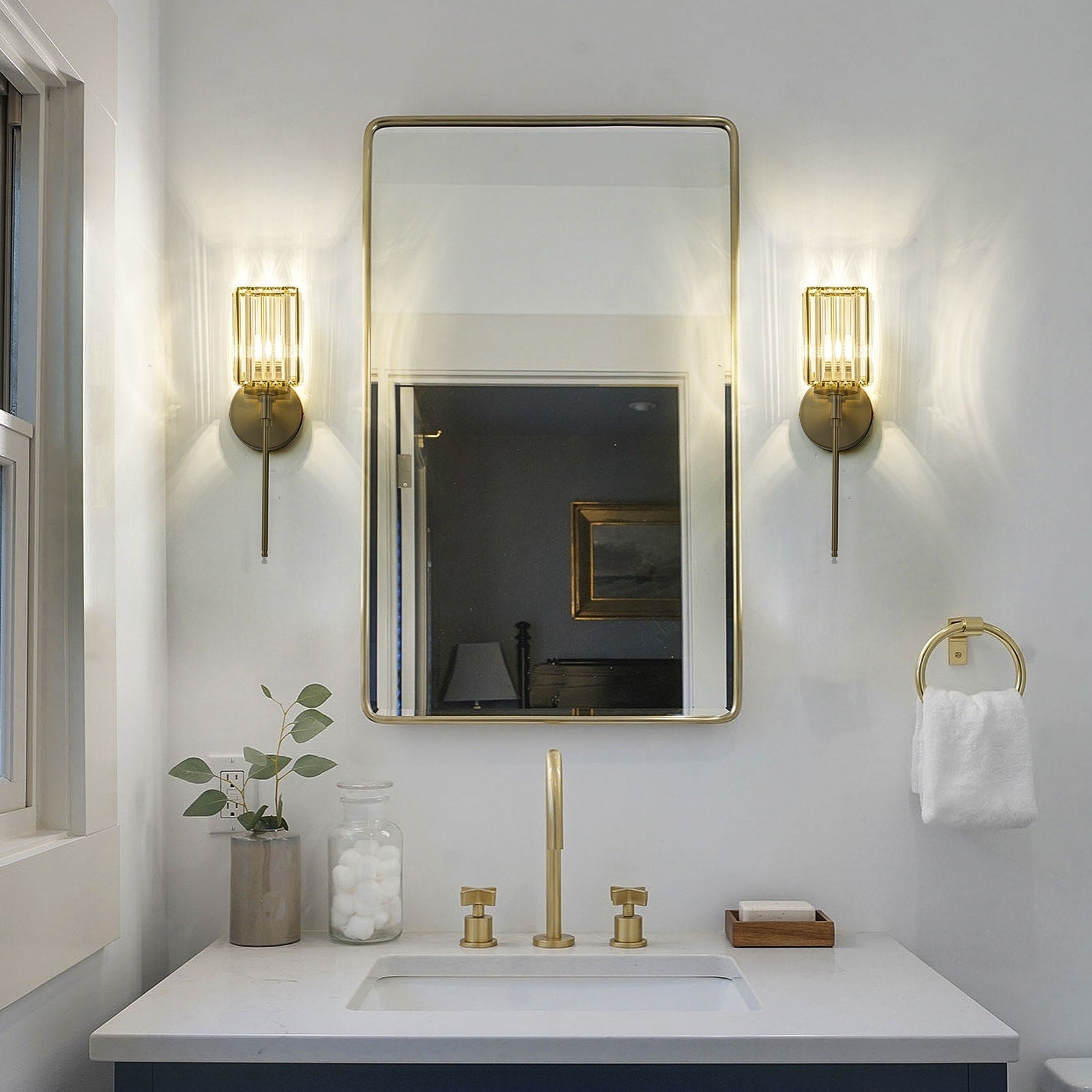 Applique murale moderne dorée à intensité variable, style cylindre glamour pour salle de bain, en cristal, pour meuble-lavabo