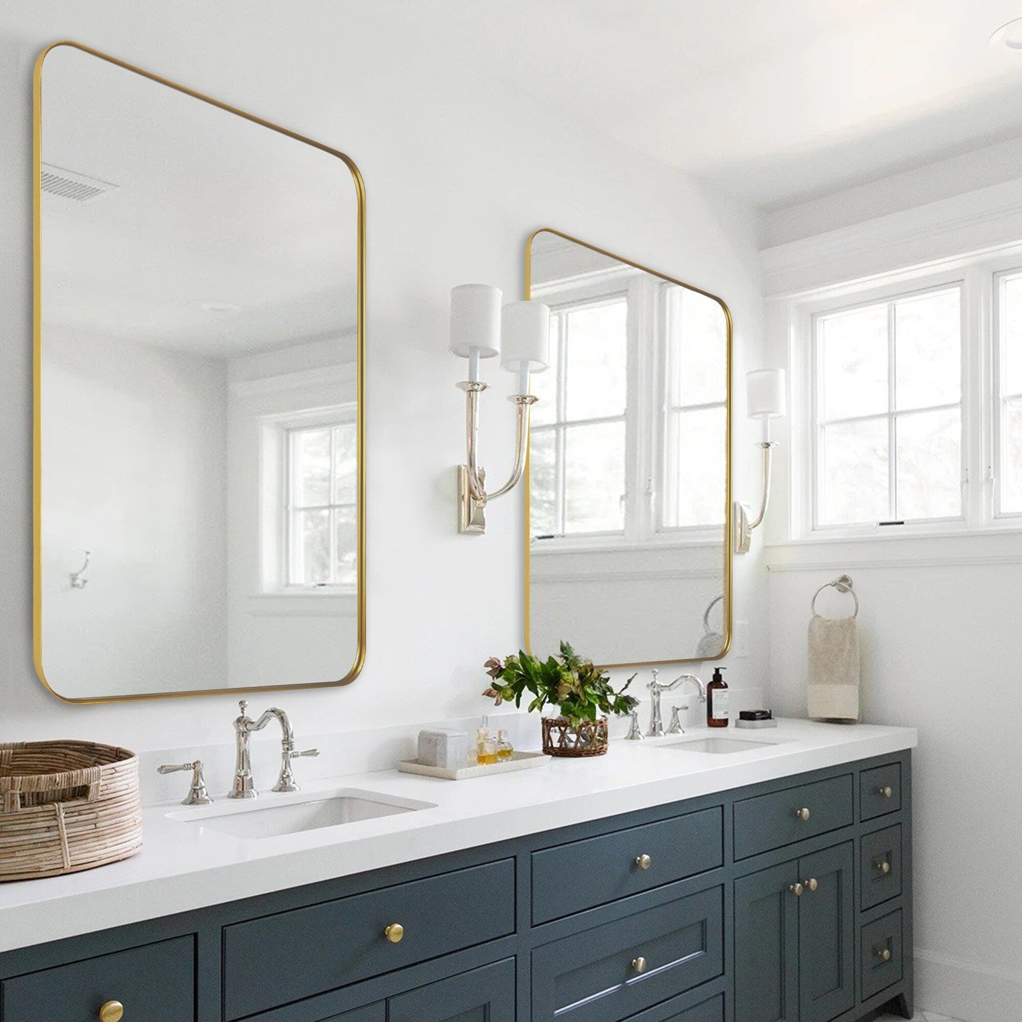 Miroir mural moderne, miroir rectangulaire avec cadre en métal, miroir de salle de bain avec miroir de courtoisie d'angle rond pour vertical/horizontal