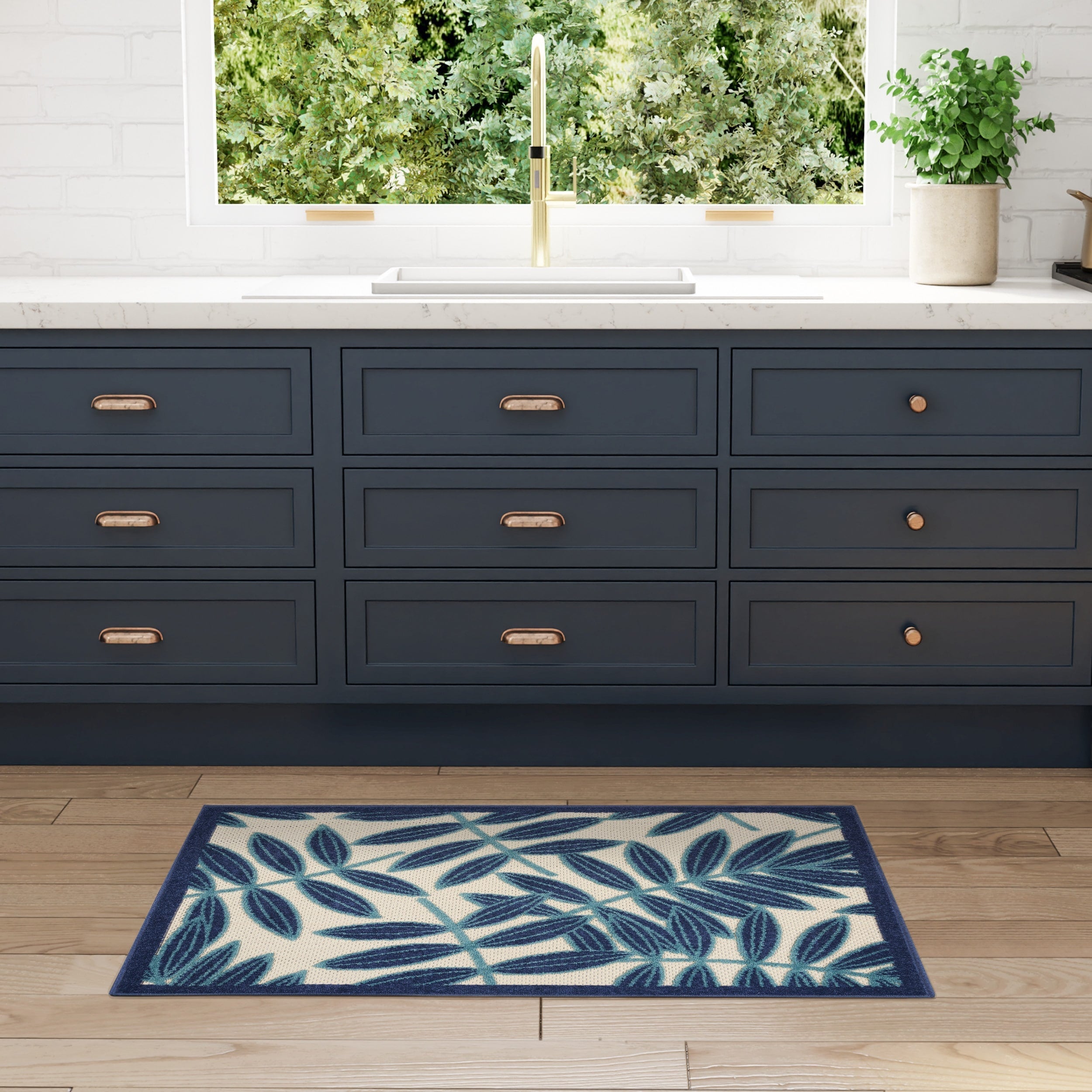 Nourison Alice Indoor/Outdoor Floral Area Rug