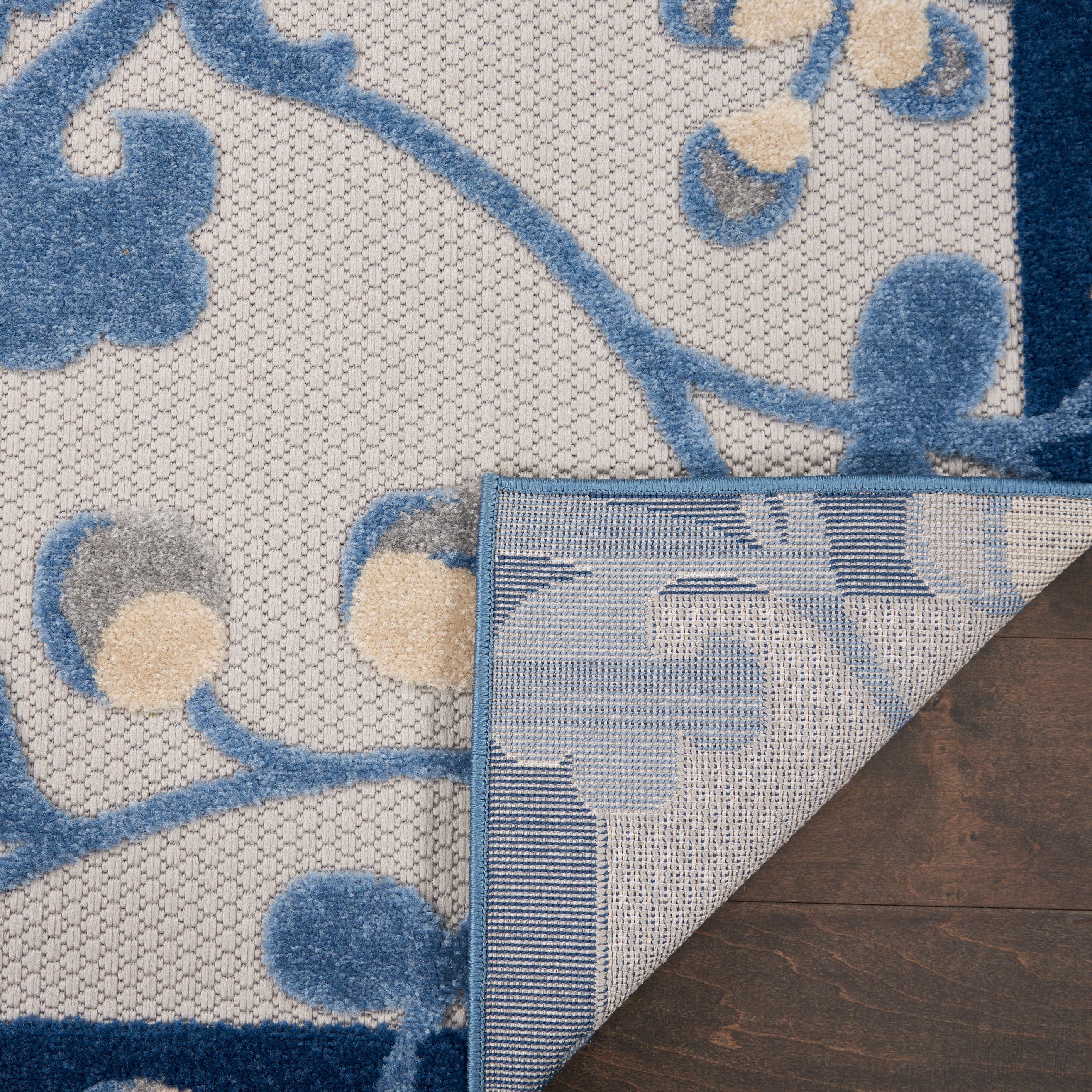 Nourison Alice Indoor/Outdoor Floral Area Rug