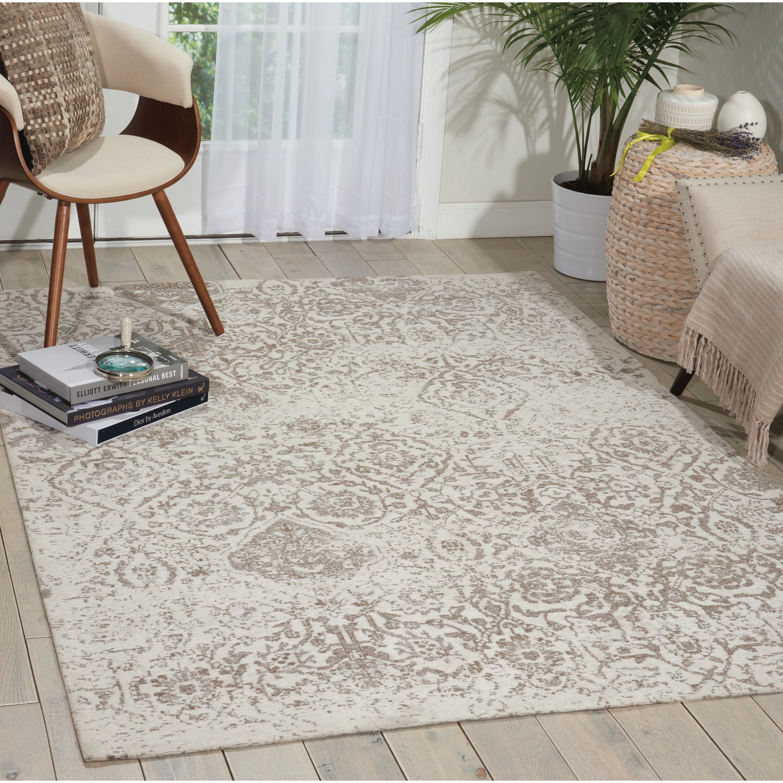 Tapis contemporain Nourison Damas vieilli